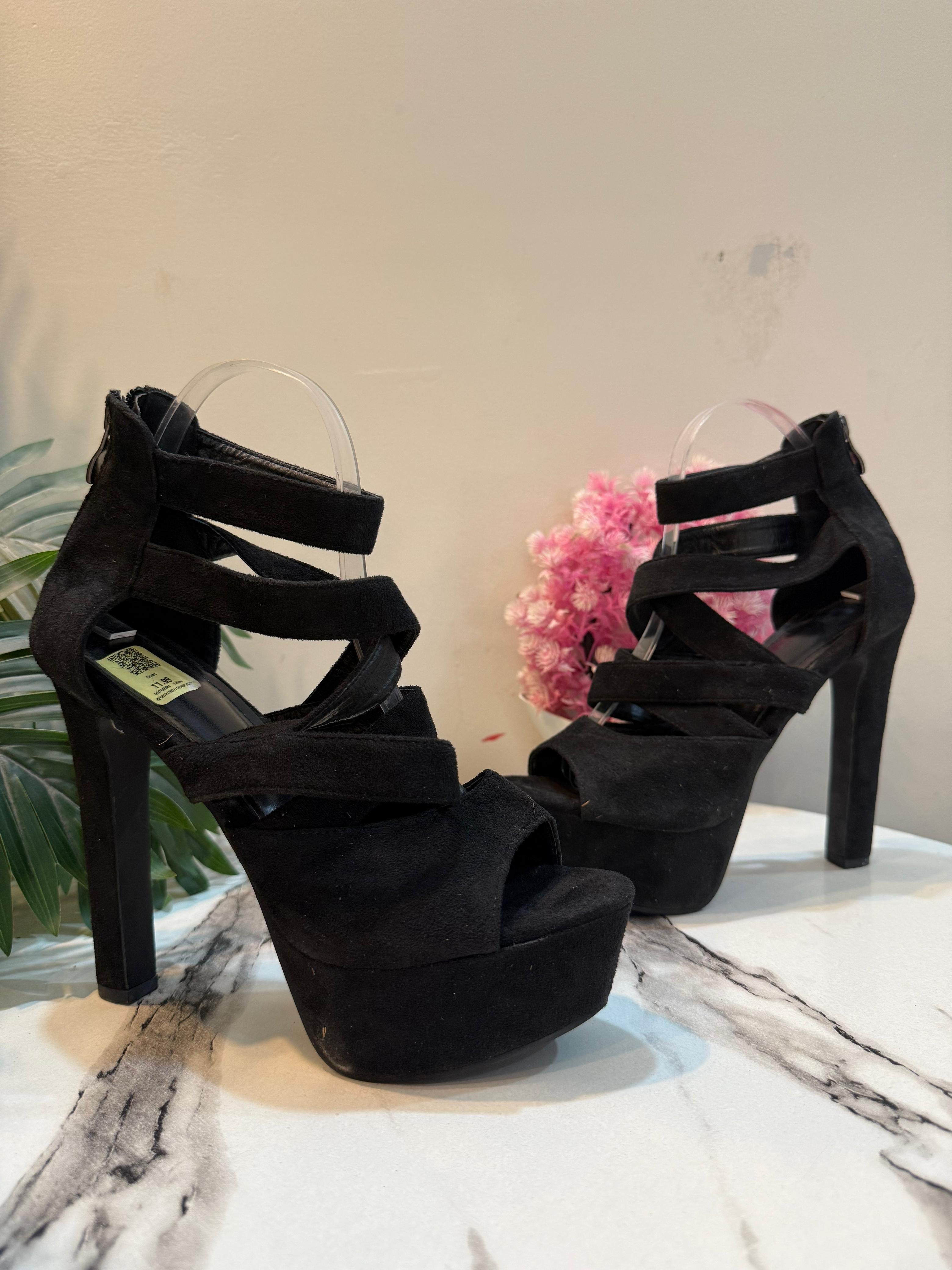 Black pencil heel