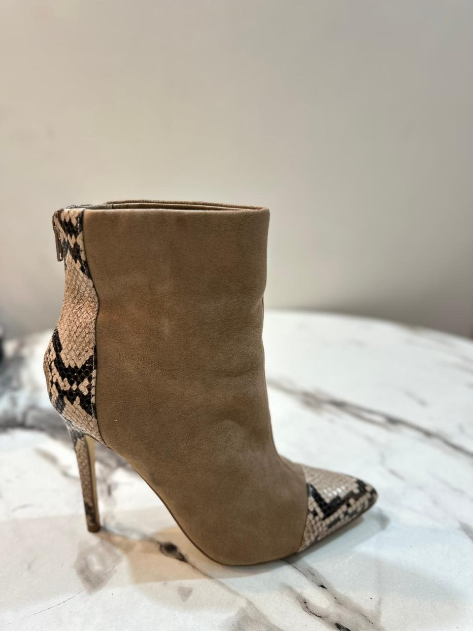 Brown suede back zipper heeled ankle boot (Justfab)