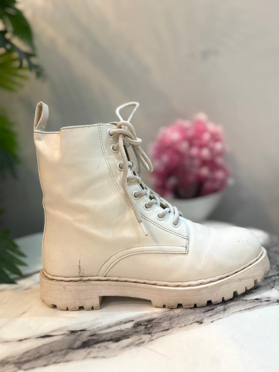White leather zipper ankle boot (H&M )