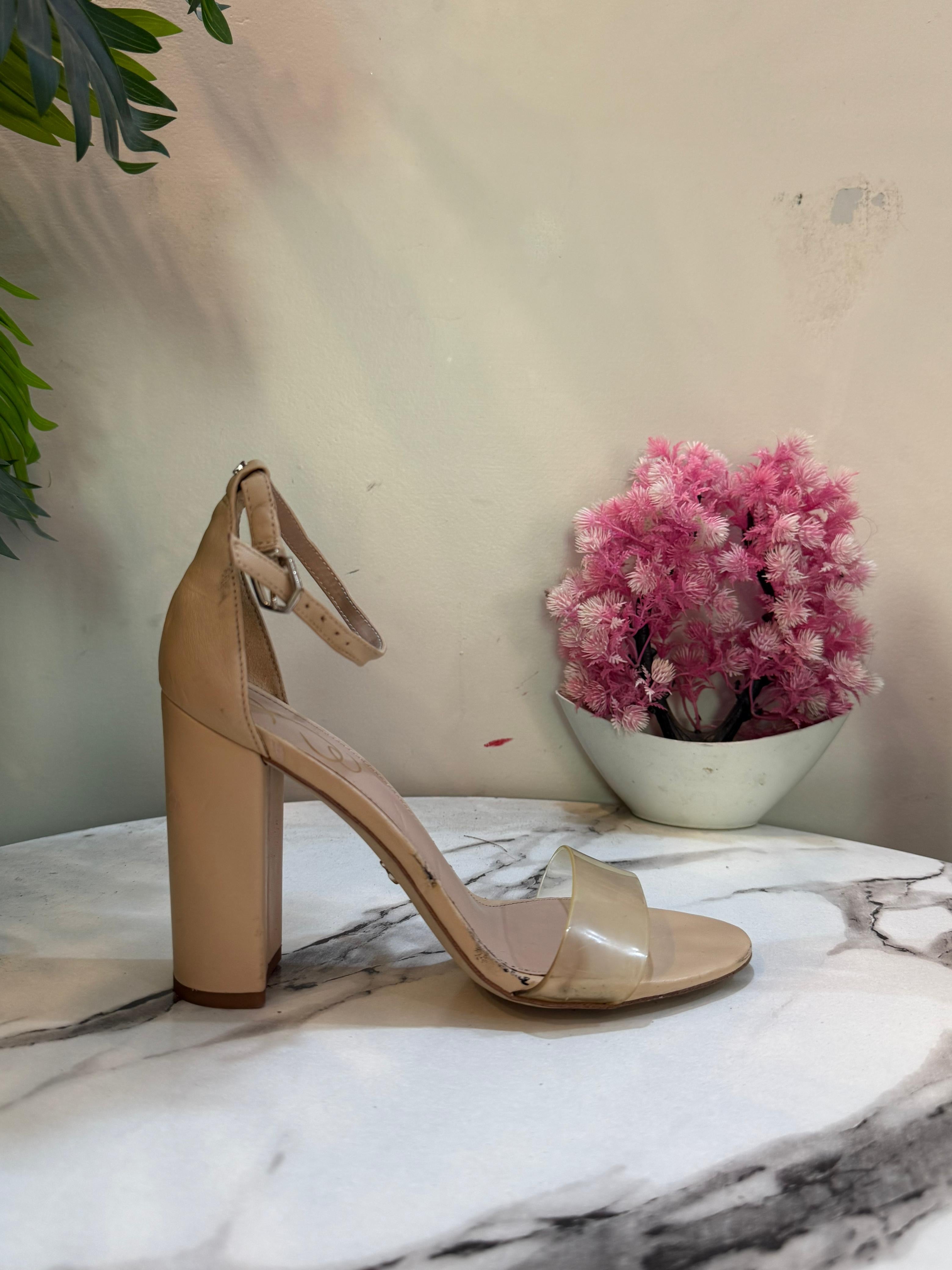 Creamy block heel