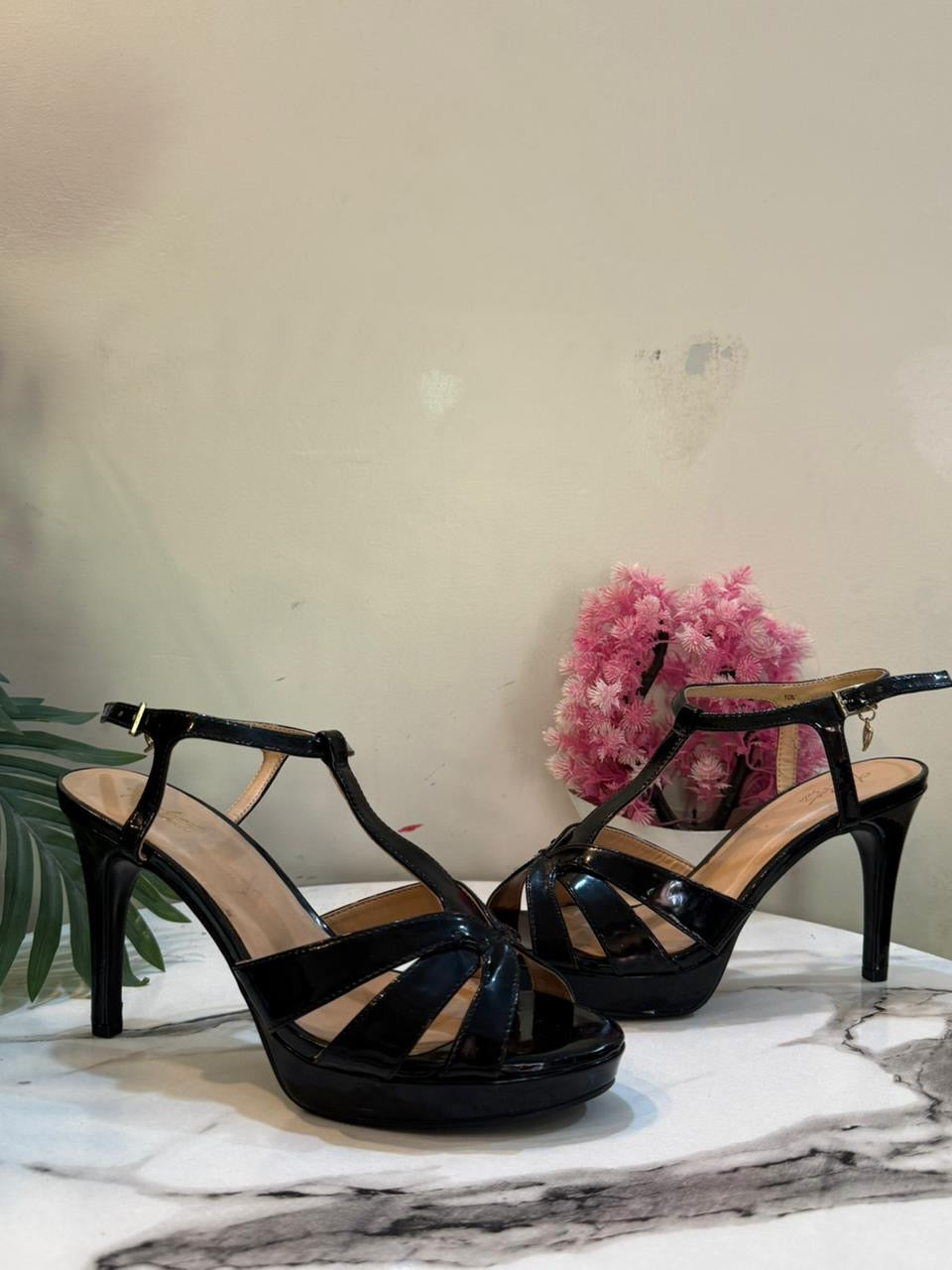 Black pencil heel