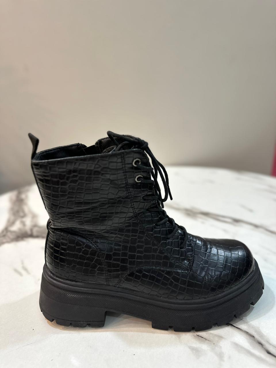 Black textured leather zipper lace up ankle boot (Odrey women)