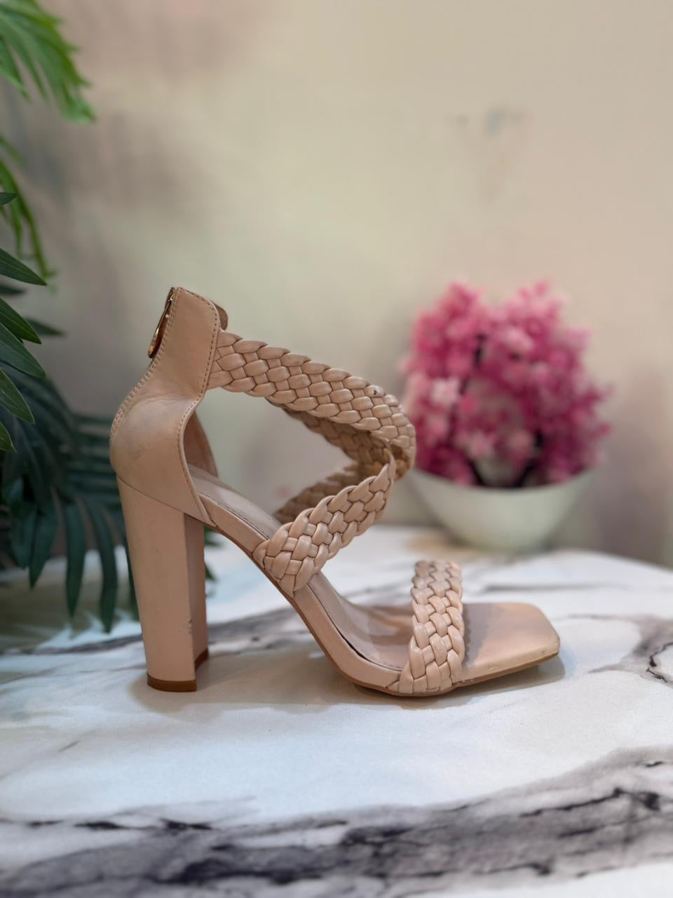 Creamy block heel