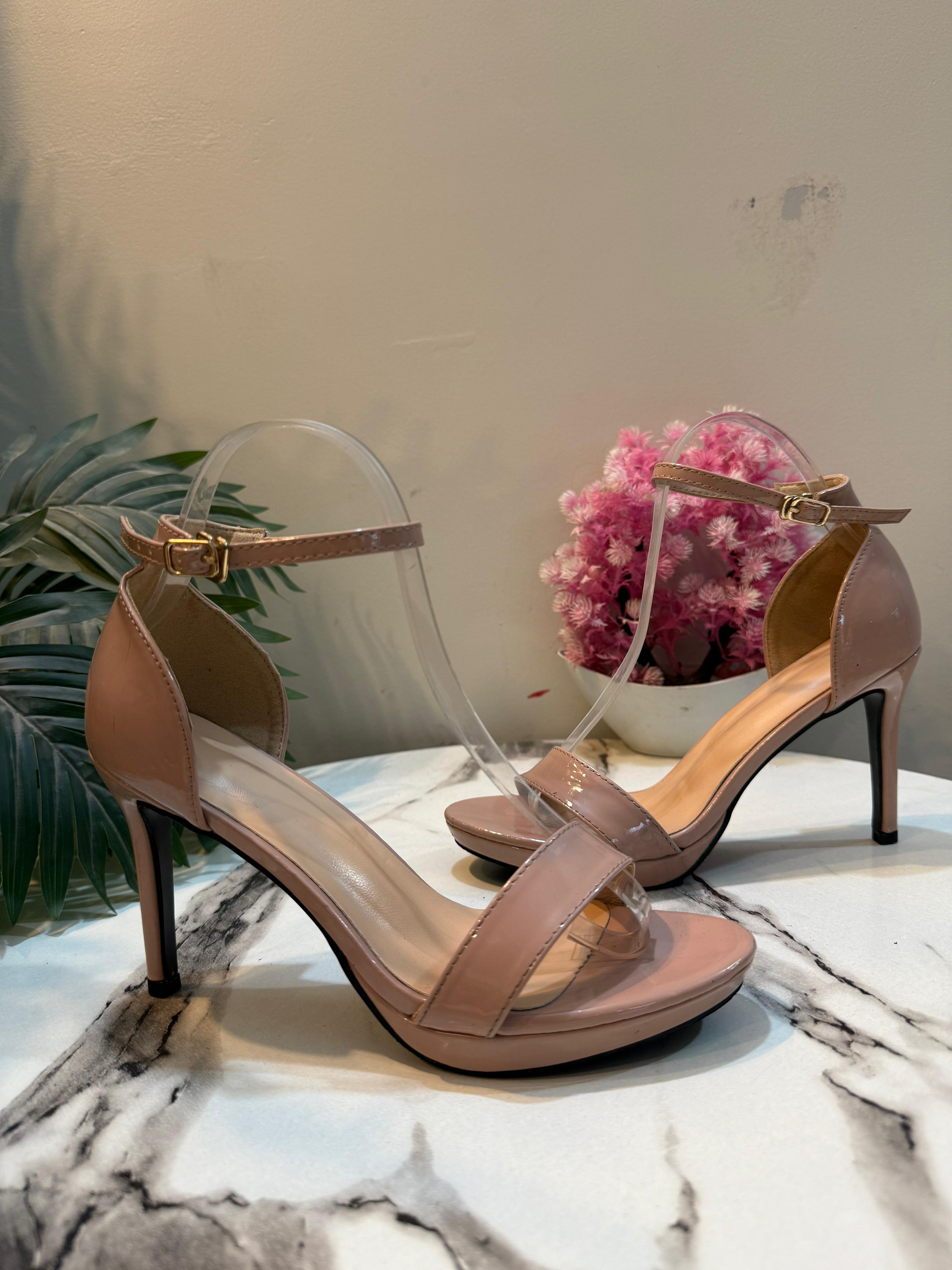 Nude pink pencil heel