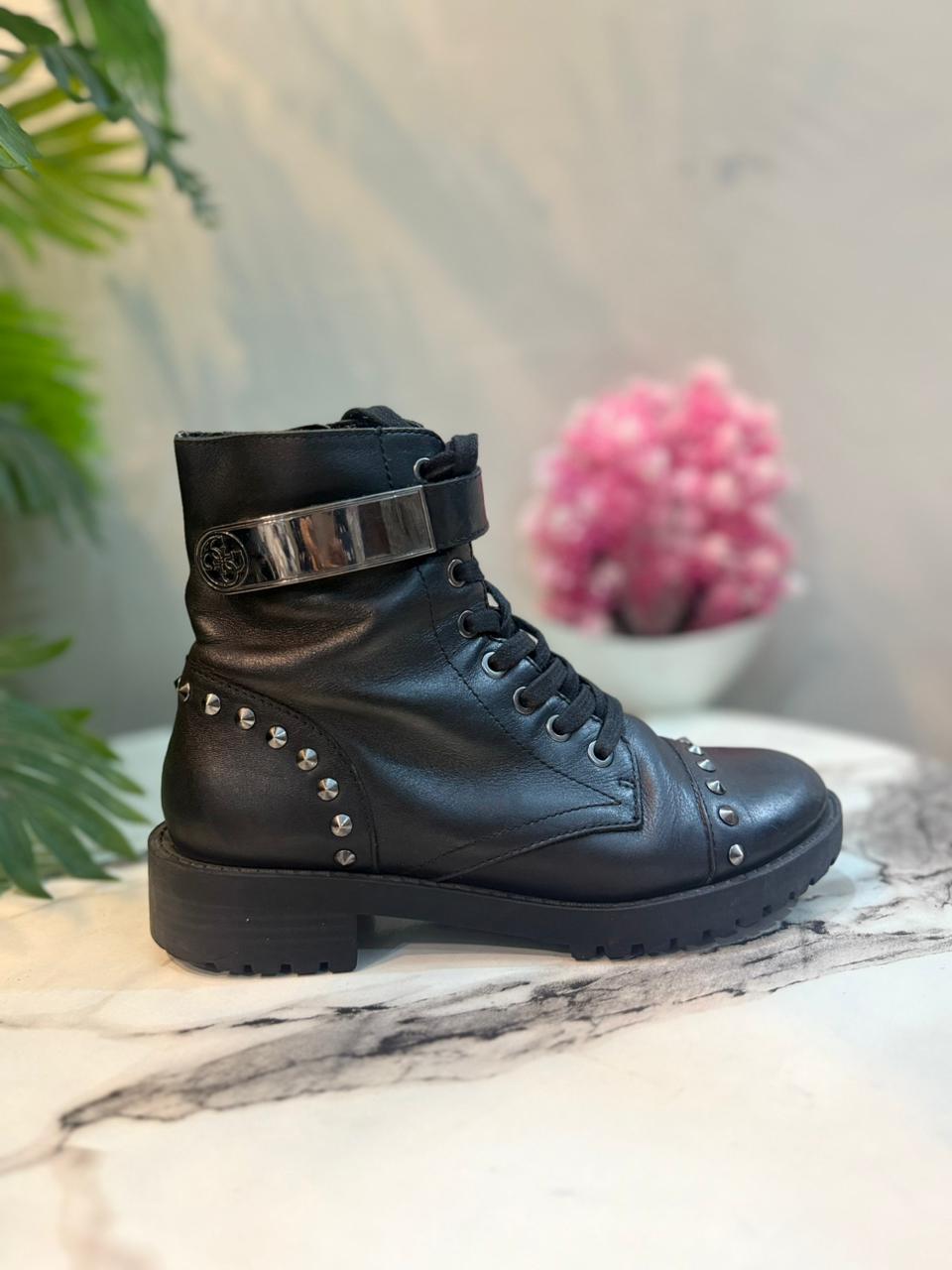 Black leather zipper lace up ankle boot (Guess)