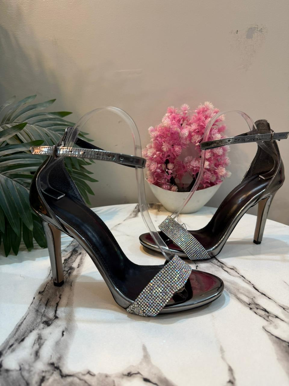 Silver pencil heel