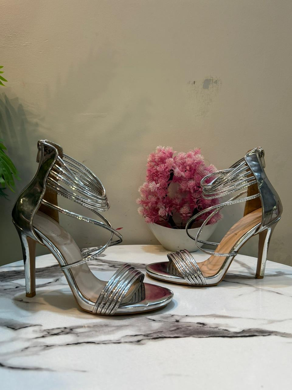 Silver pencil heel