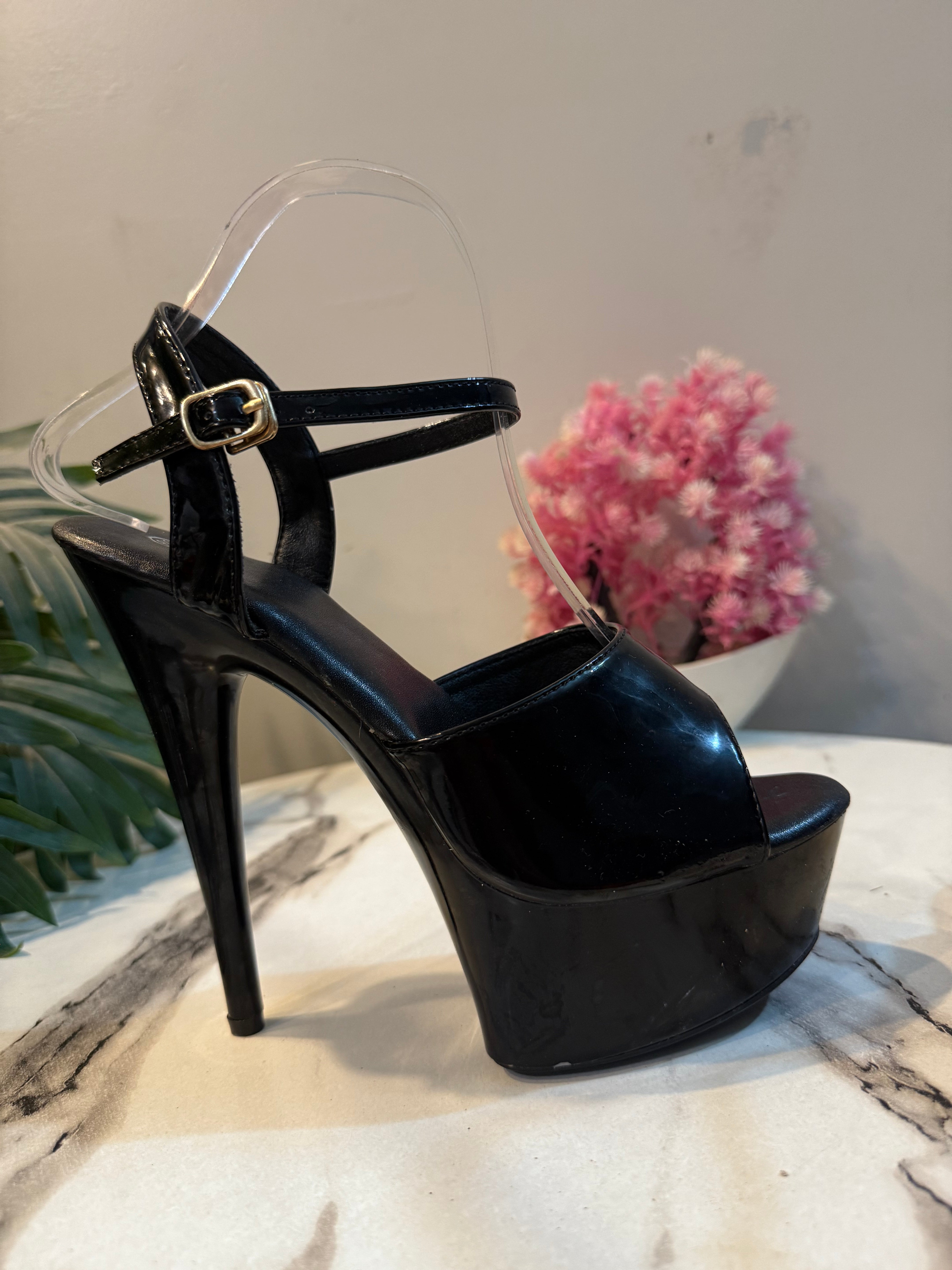 Black pencil heel