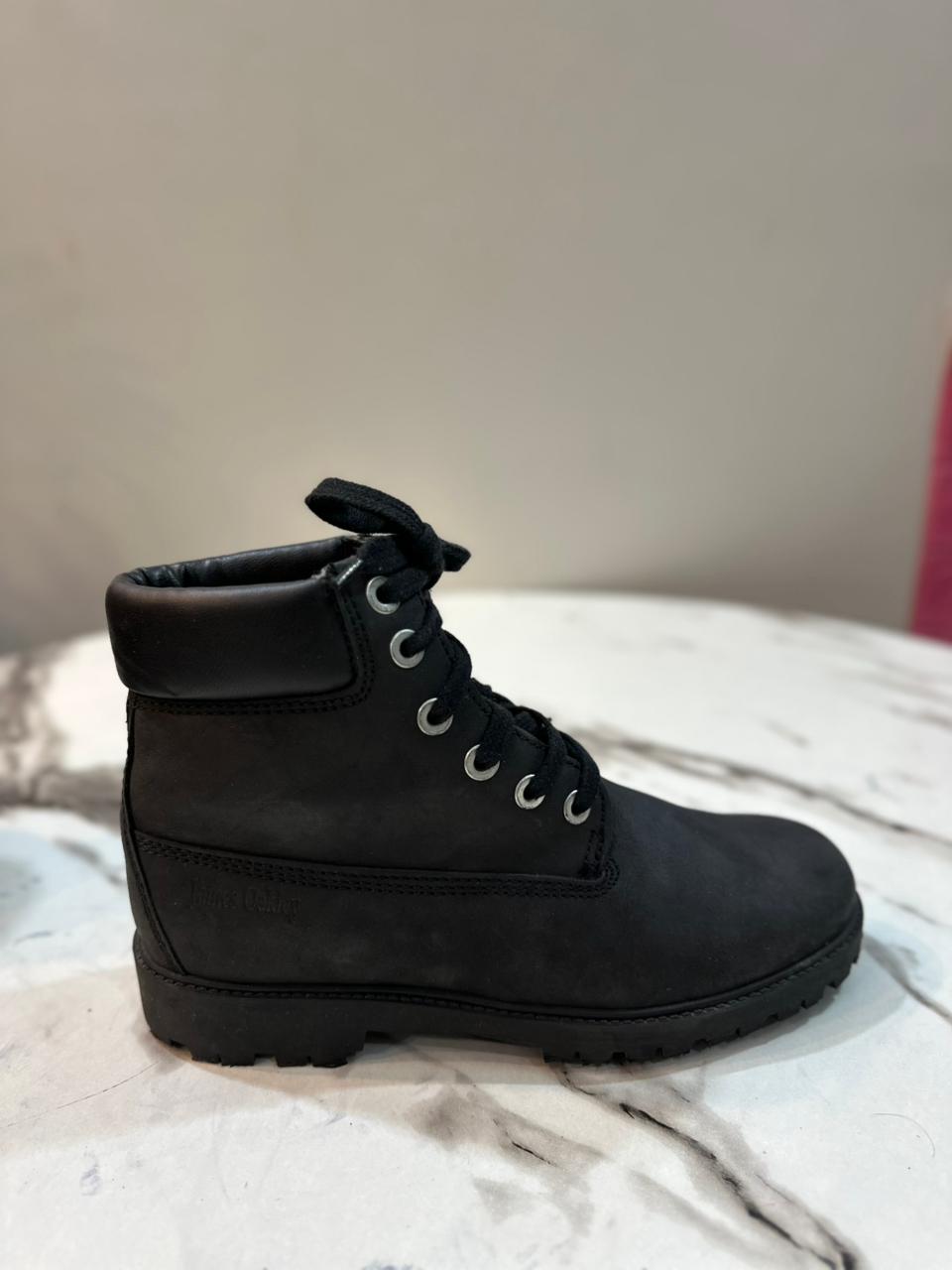 Black leather laceup ankle boot (James)