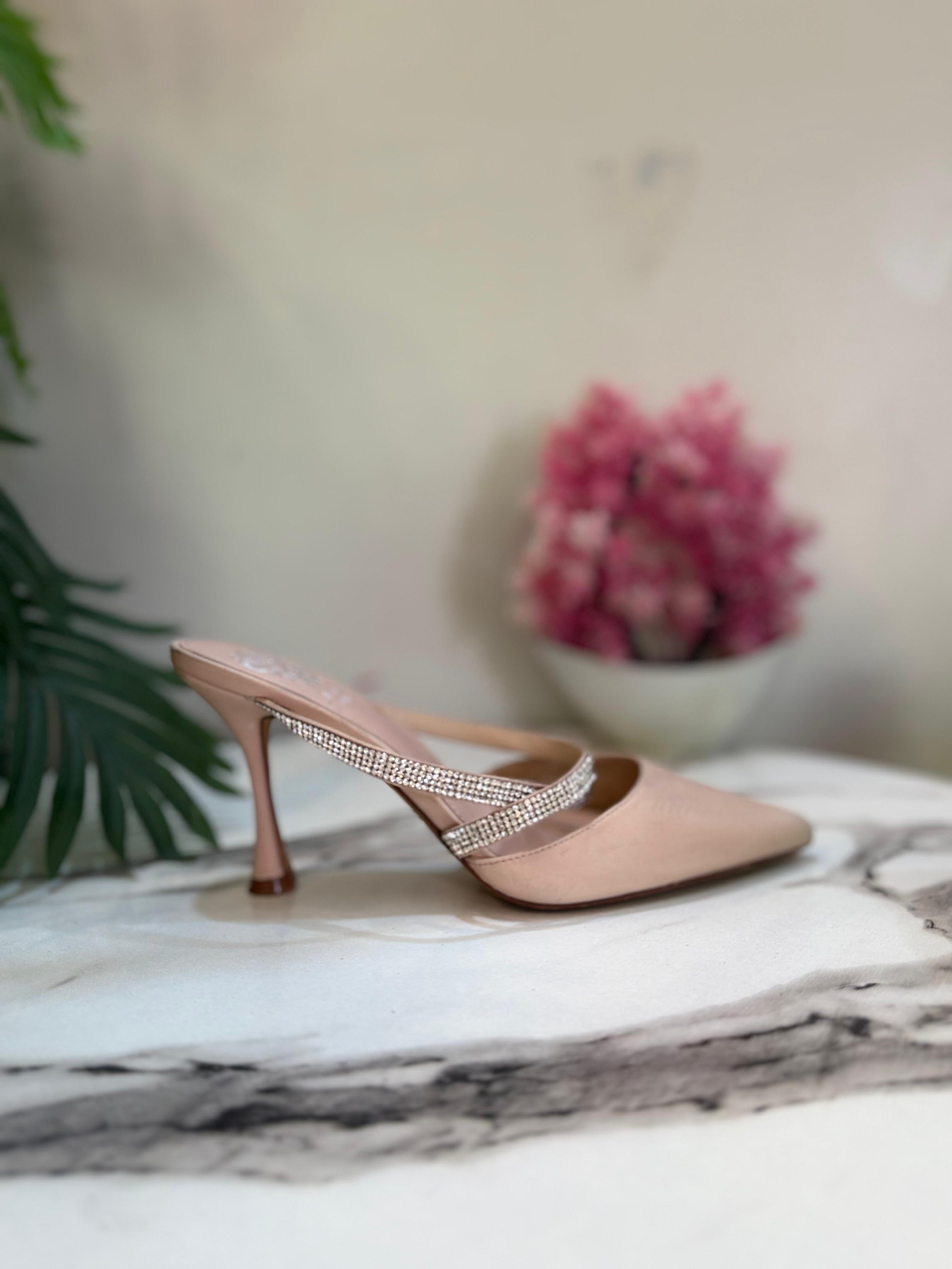 Vince camuto