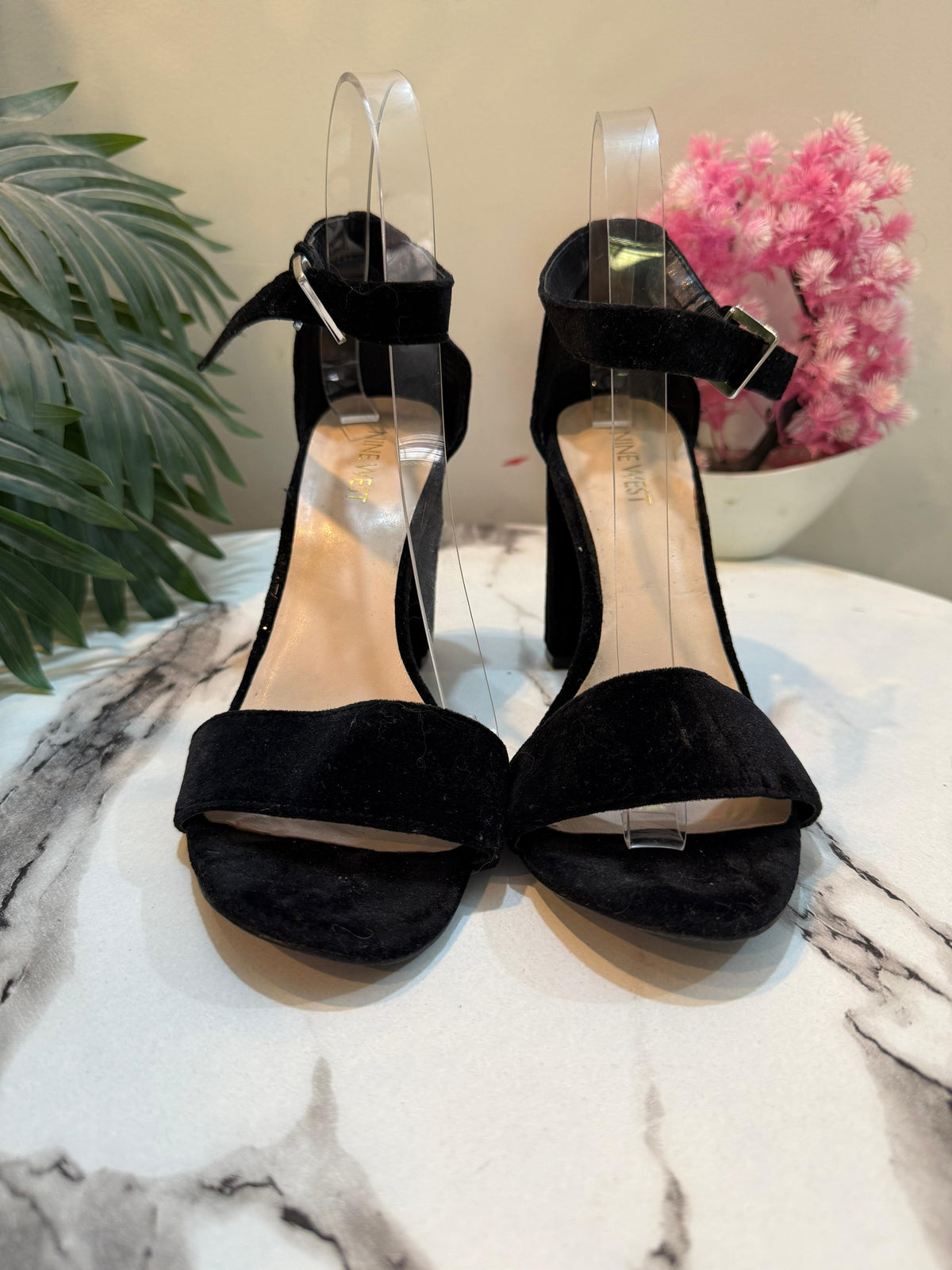 Nine west