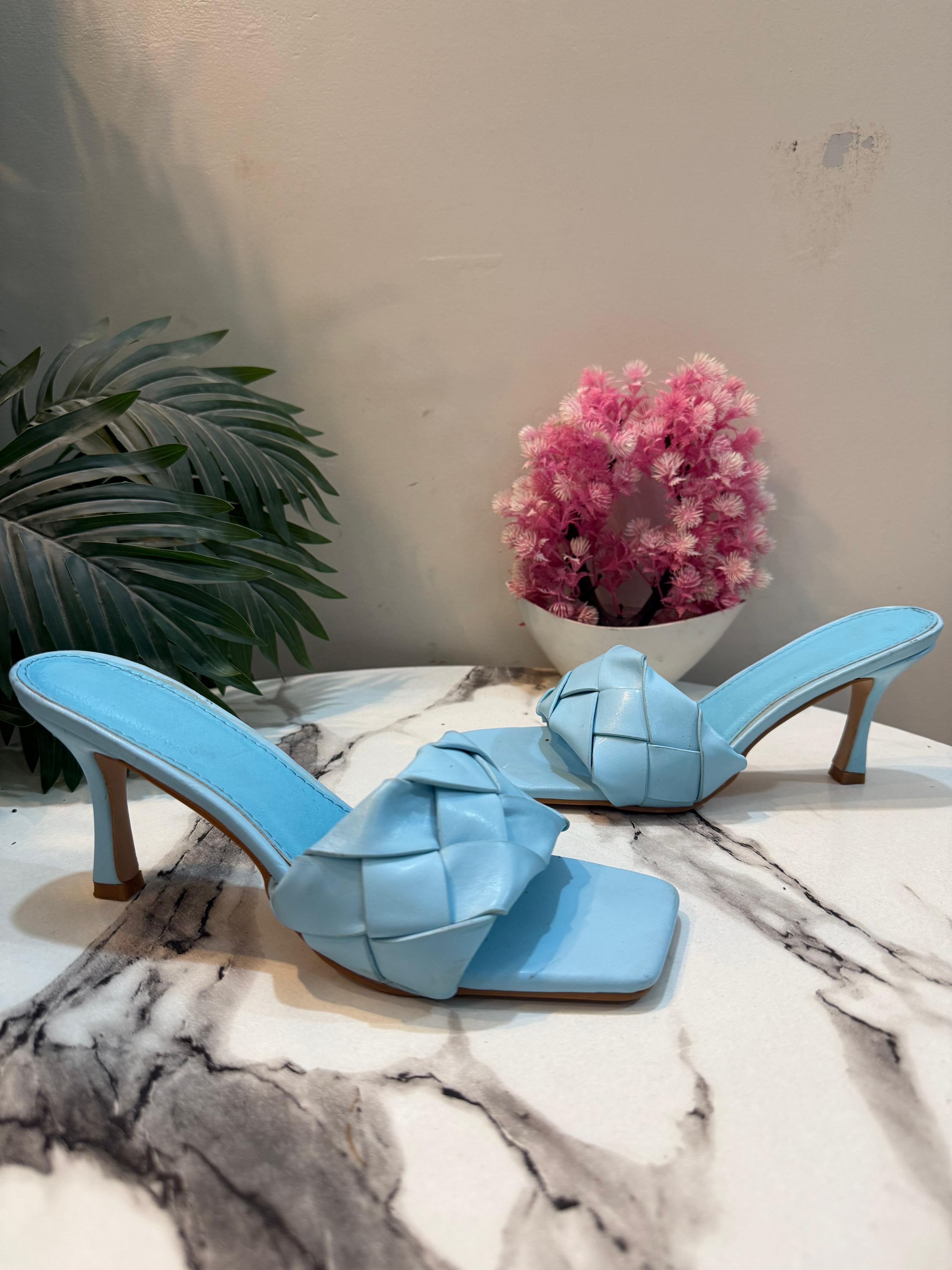 Blue kitten heel