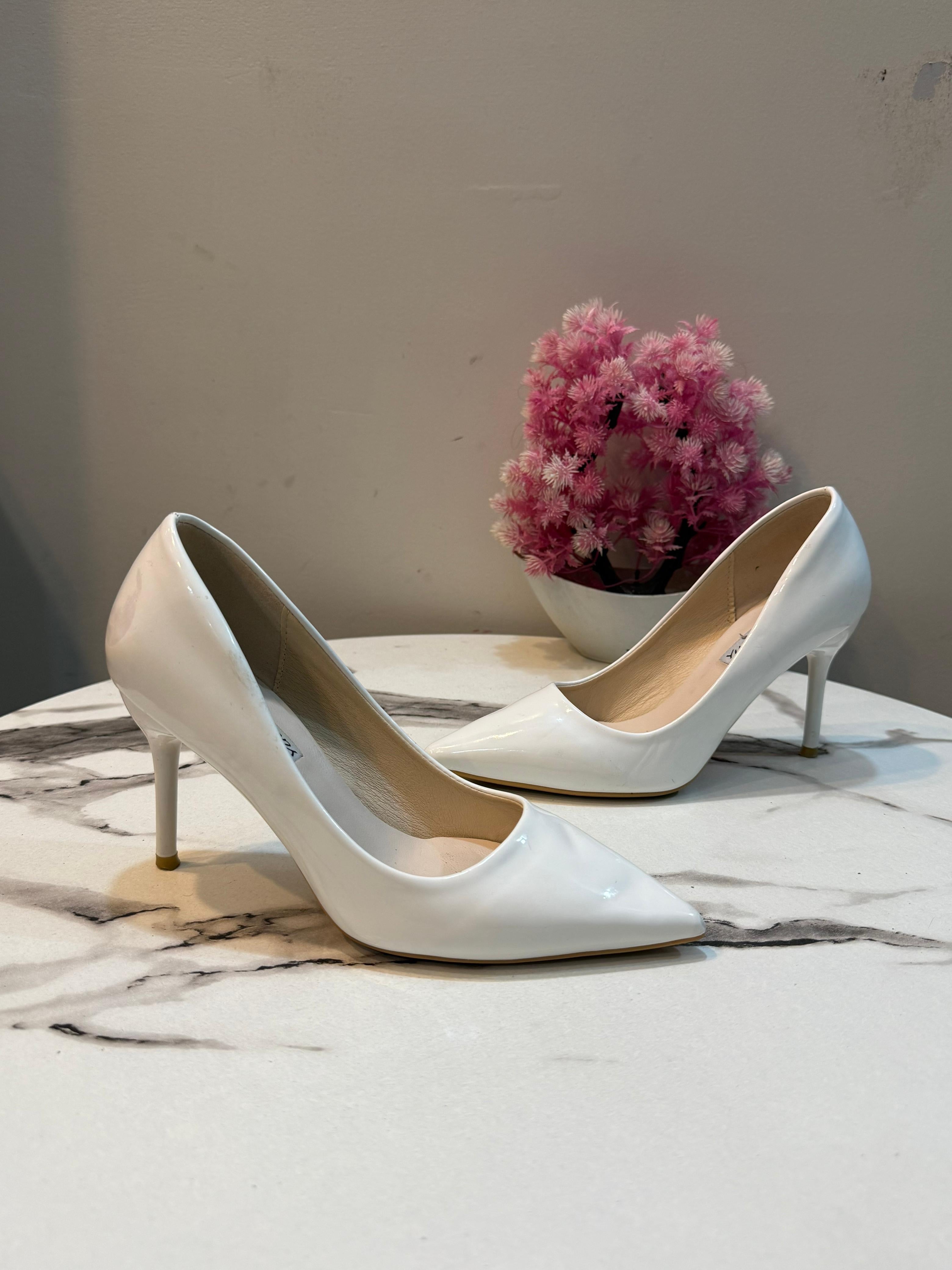 White coat shoes