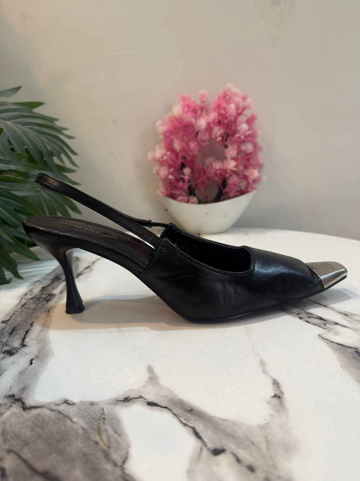 Ideal shoes