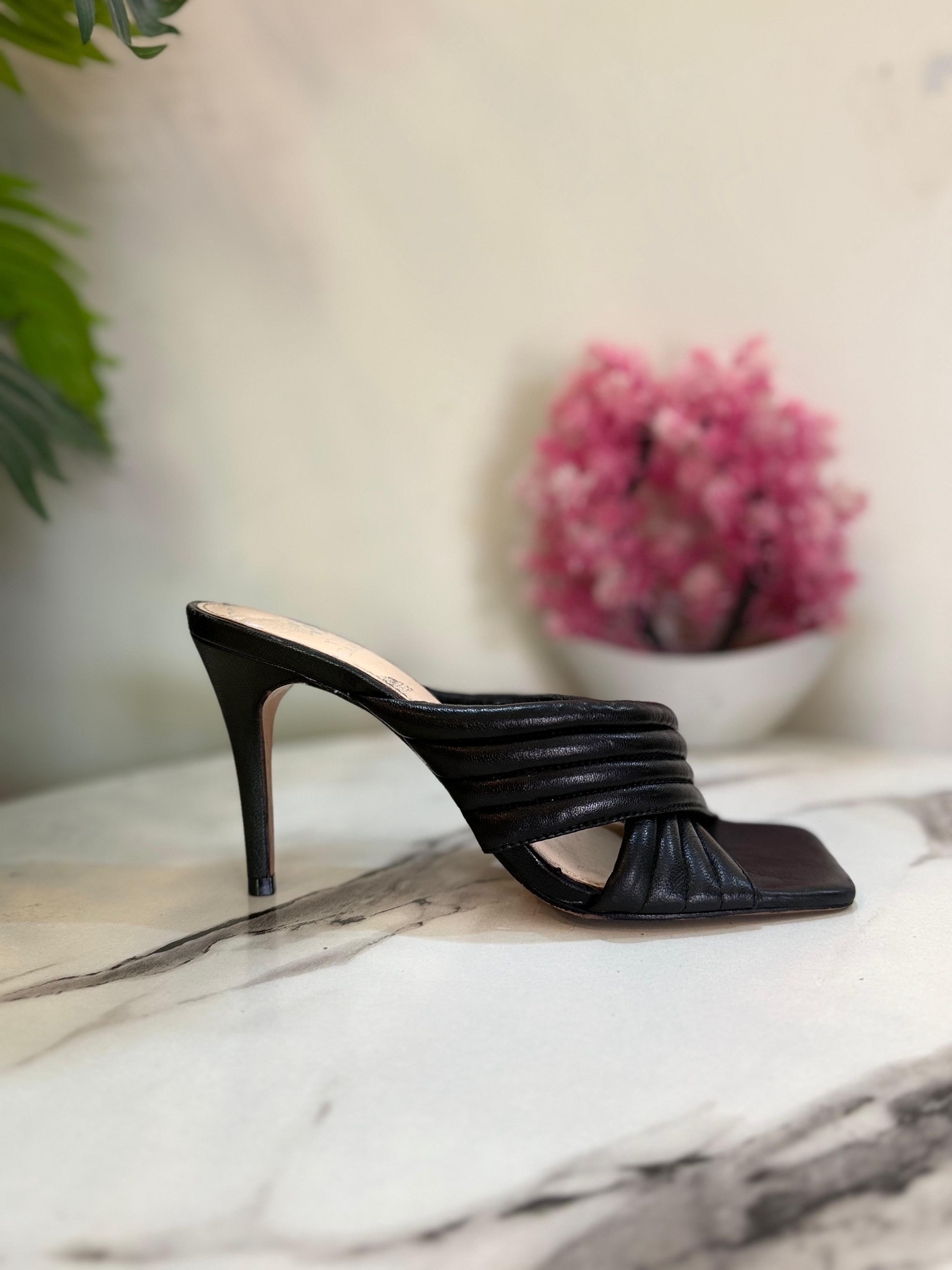 Vince camuto