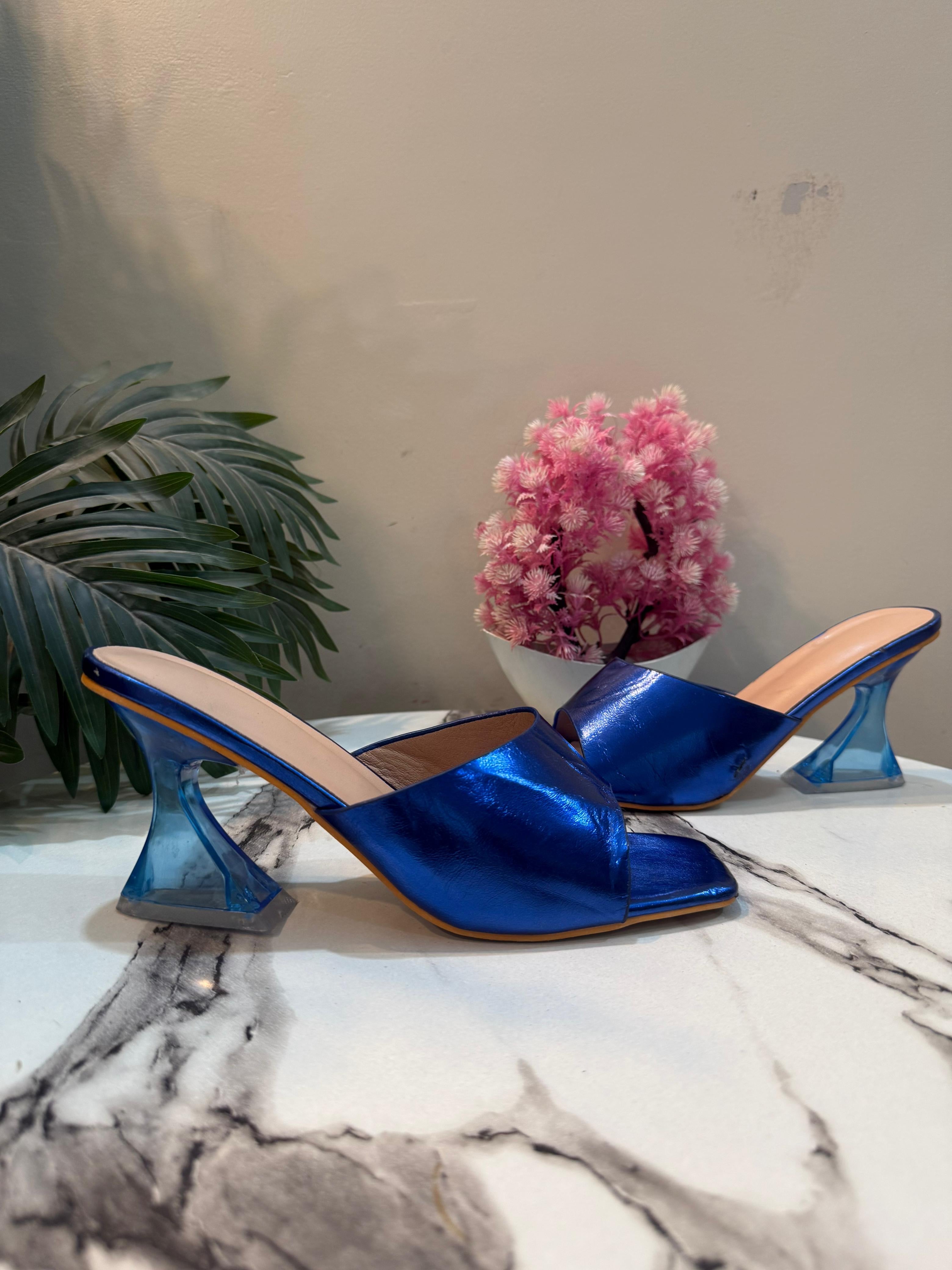 Blue kitten heel