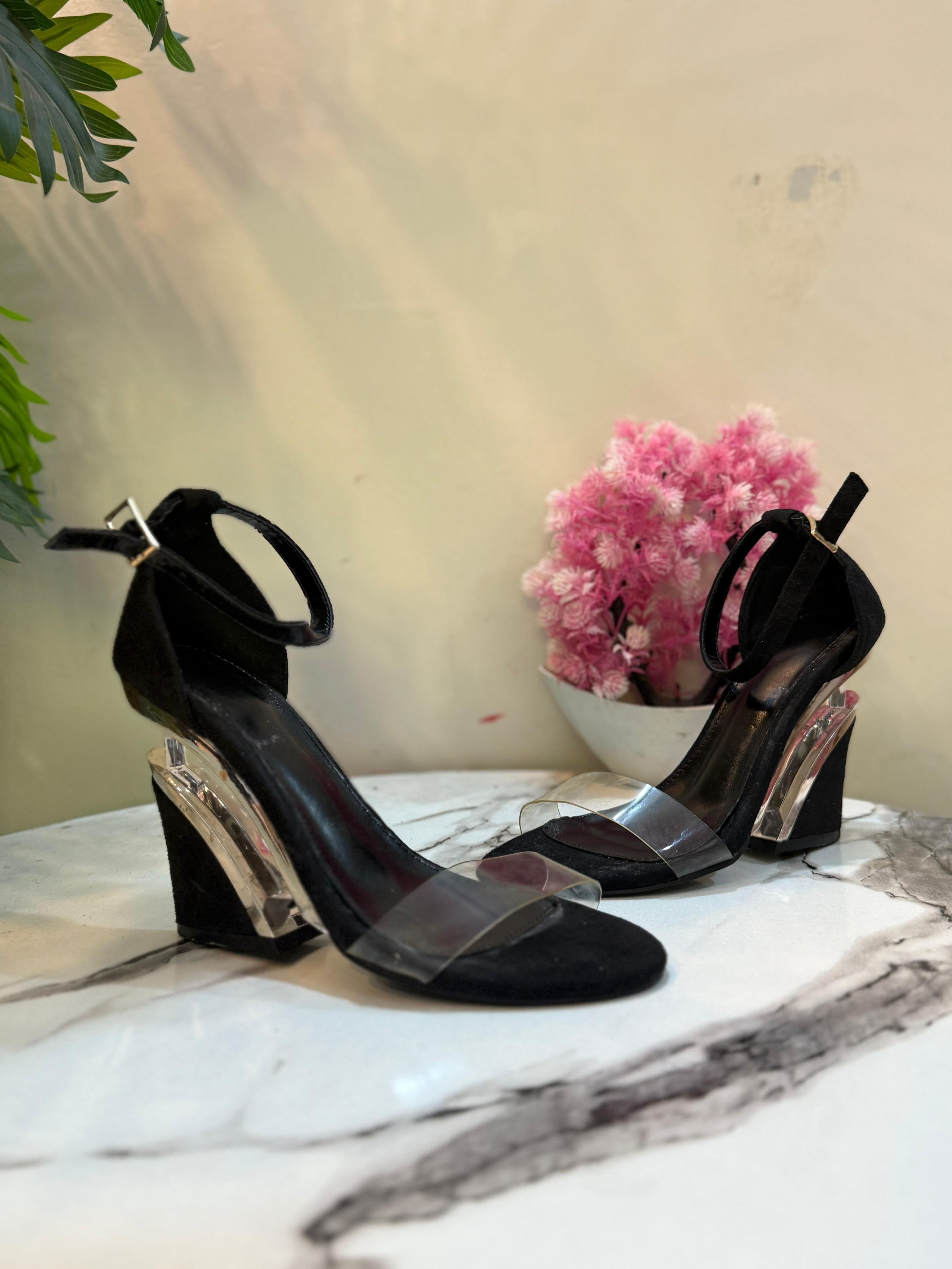 Black block heel