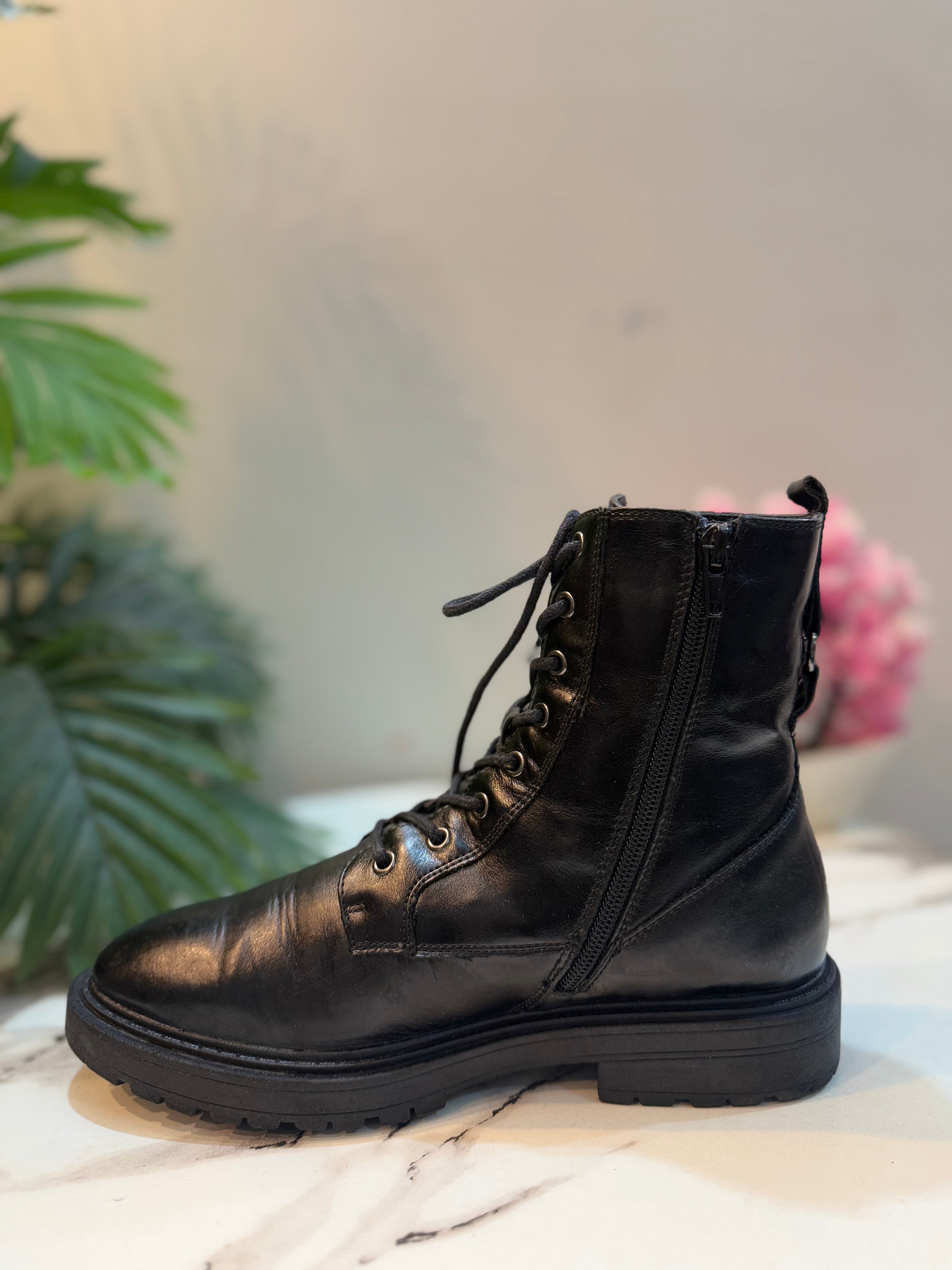 Black leather zipper laceup ankle boot(european brand)