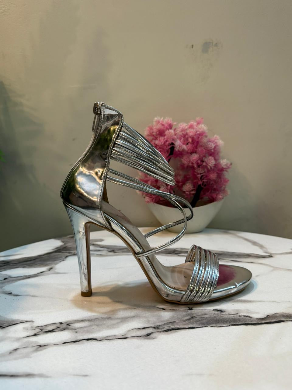 Silver pencil heel