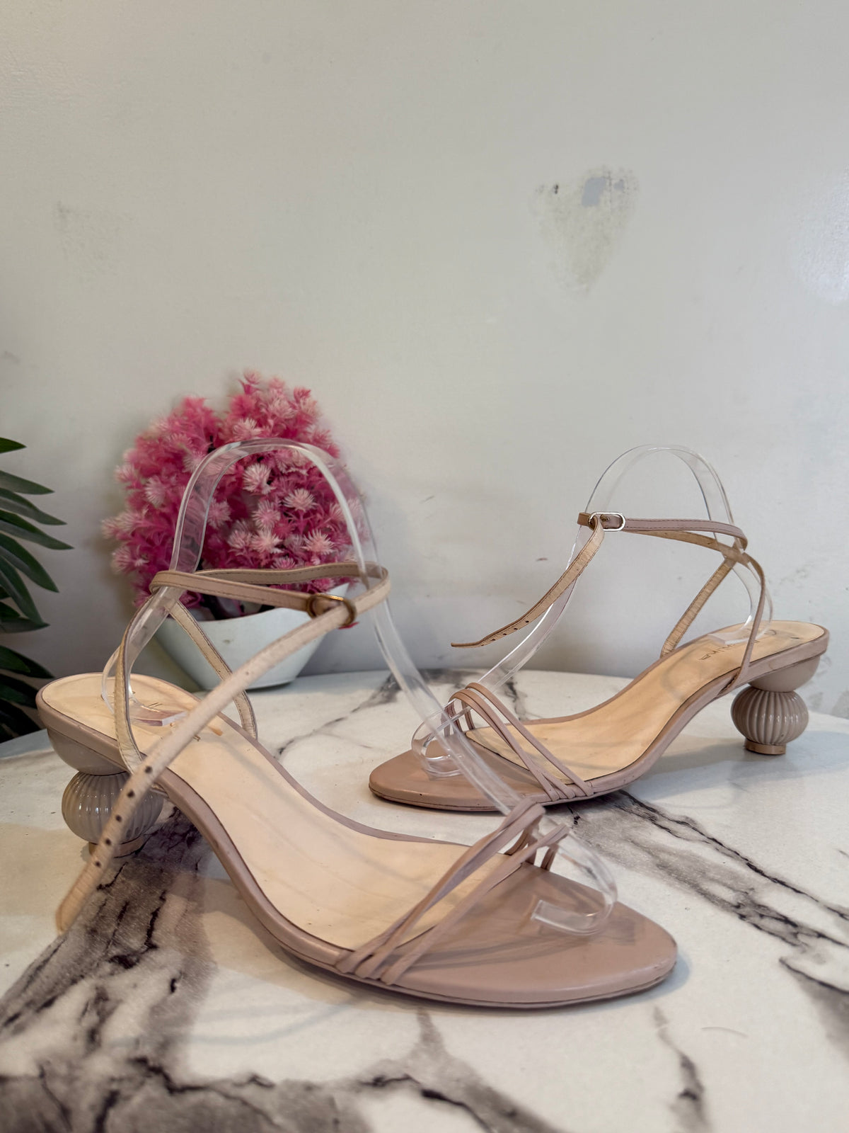 Nude pink heel