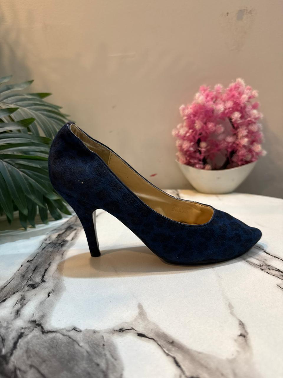 Blue coat shoes