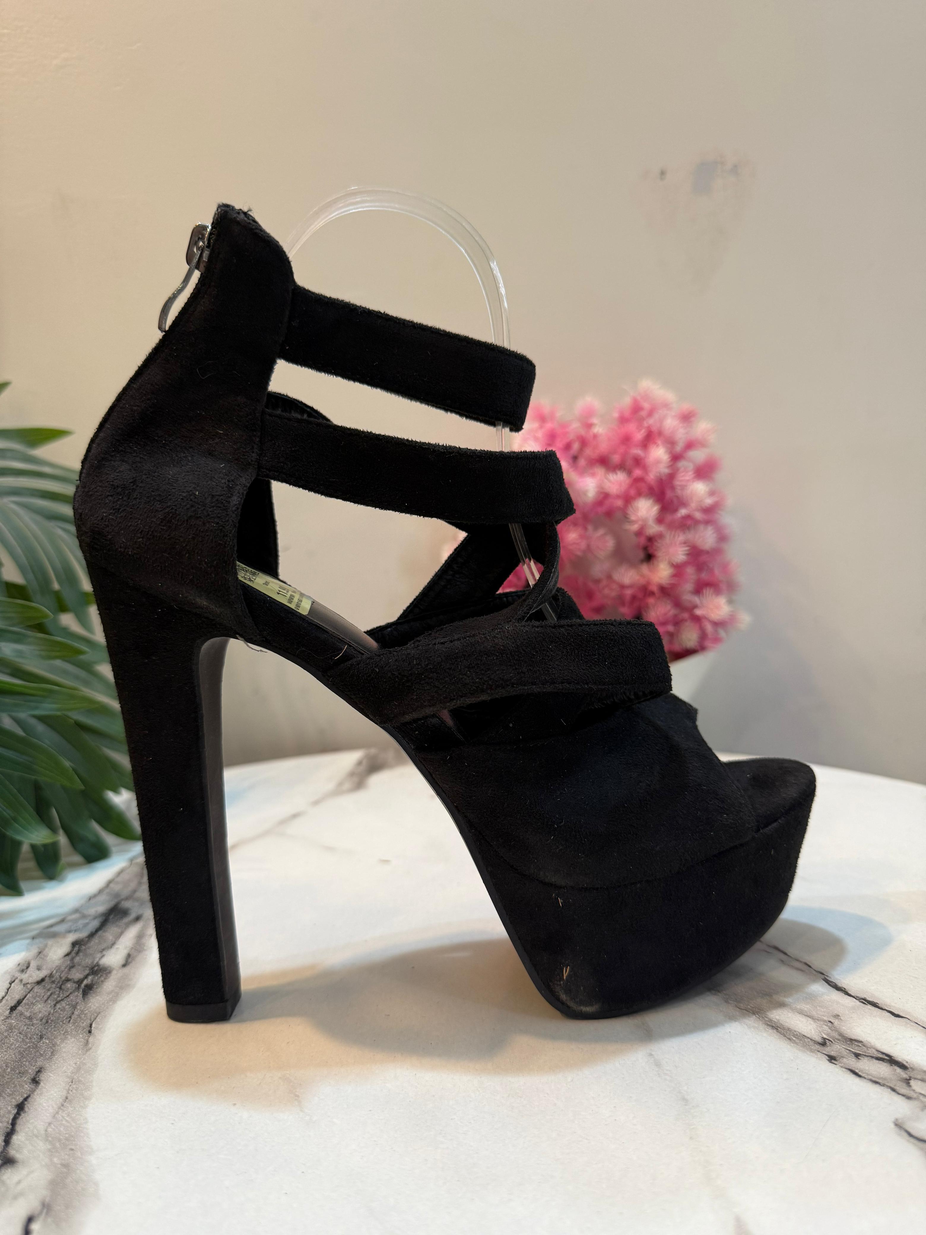 Black pencil heel