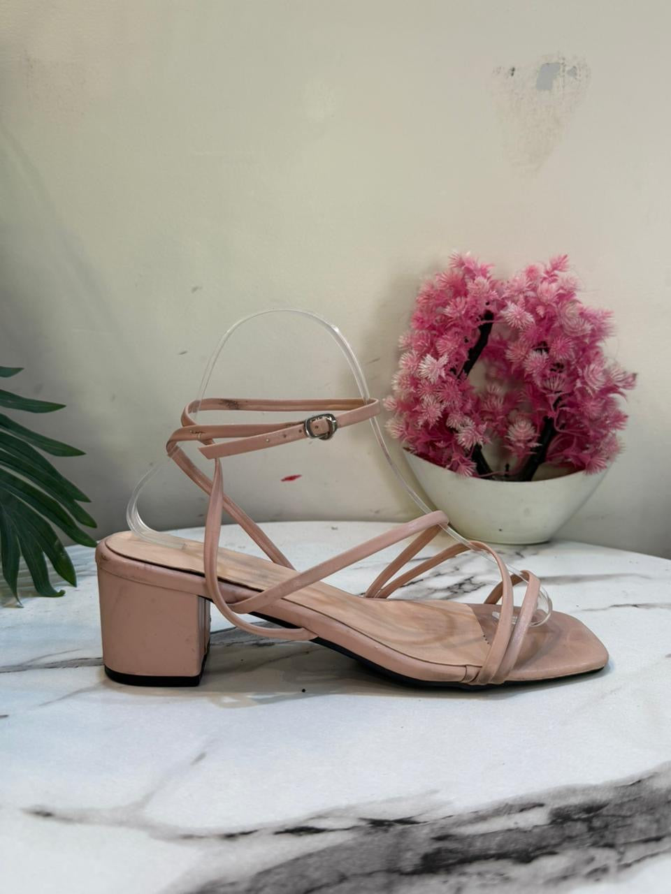 Nude pink kitten heel