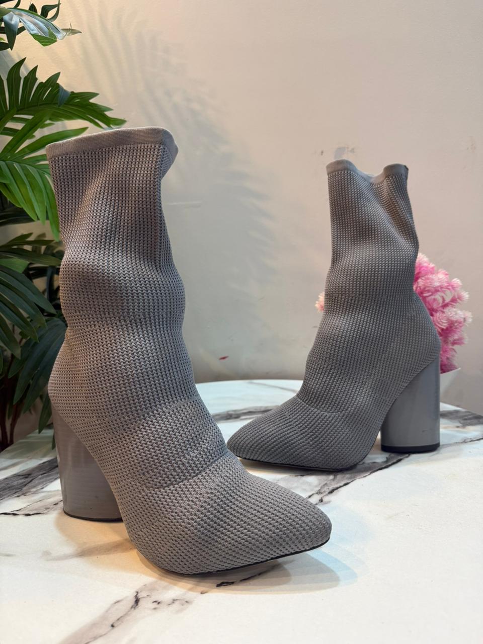 Grey ankle sock boot(public desire)