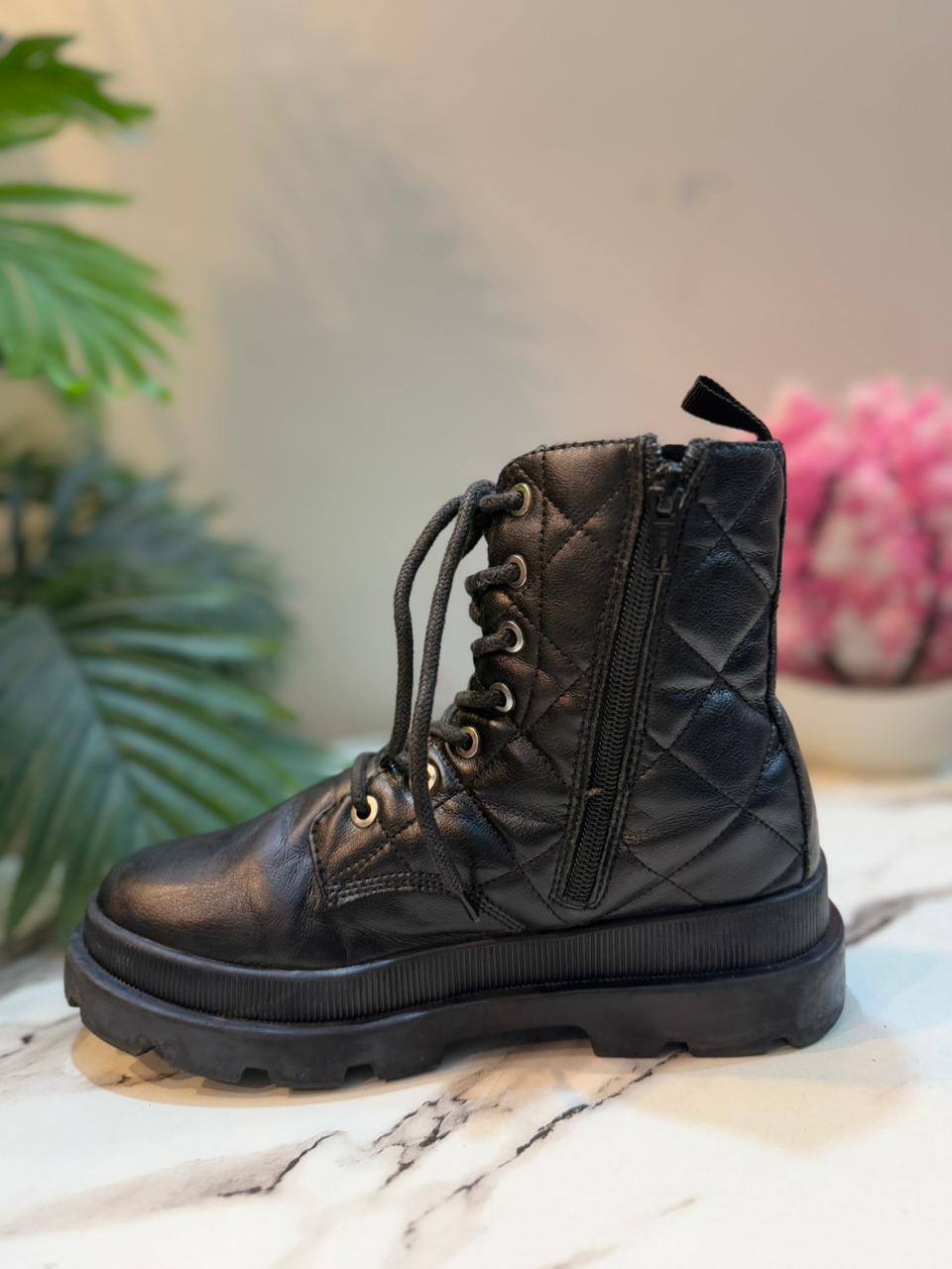 Black leather lacup side zipper ankle boot(H&M)