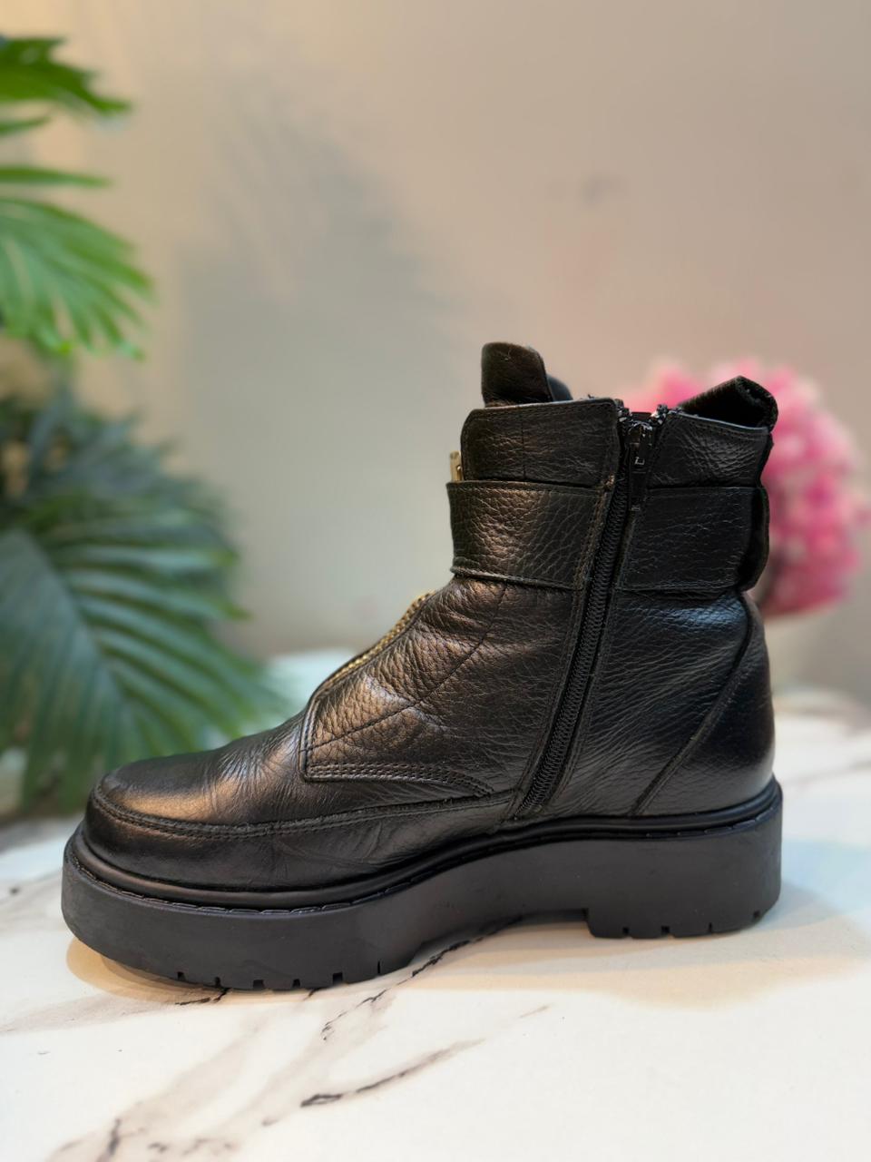 Black leather ankle boot with golden zipper (European Brand)