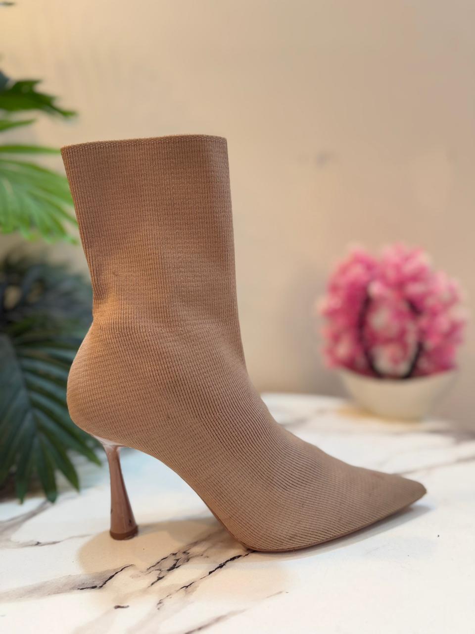 Beige sock ankle boot (zara)