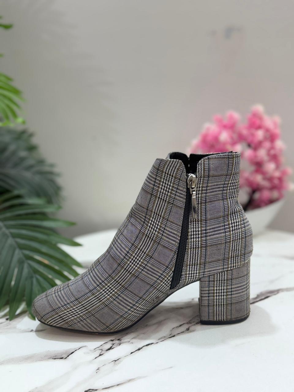 Check lime canvas zipper ankle boot (Next)