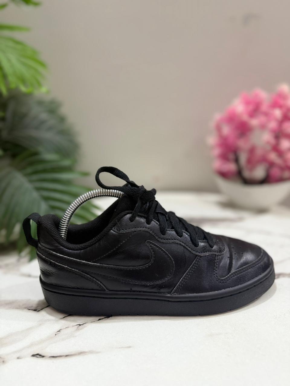 Eur 37.5 | Nike