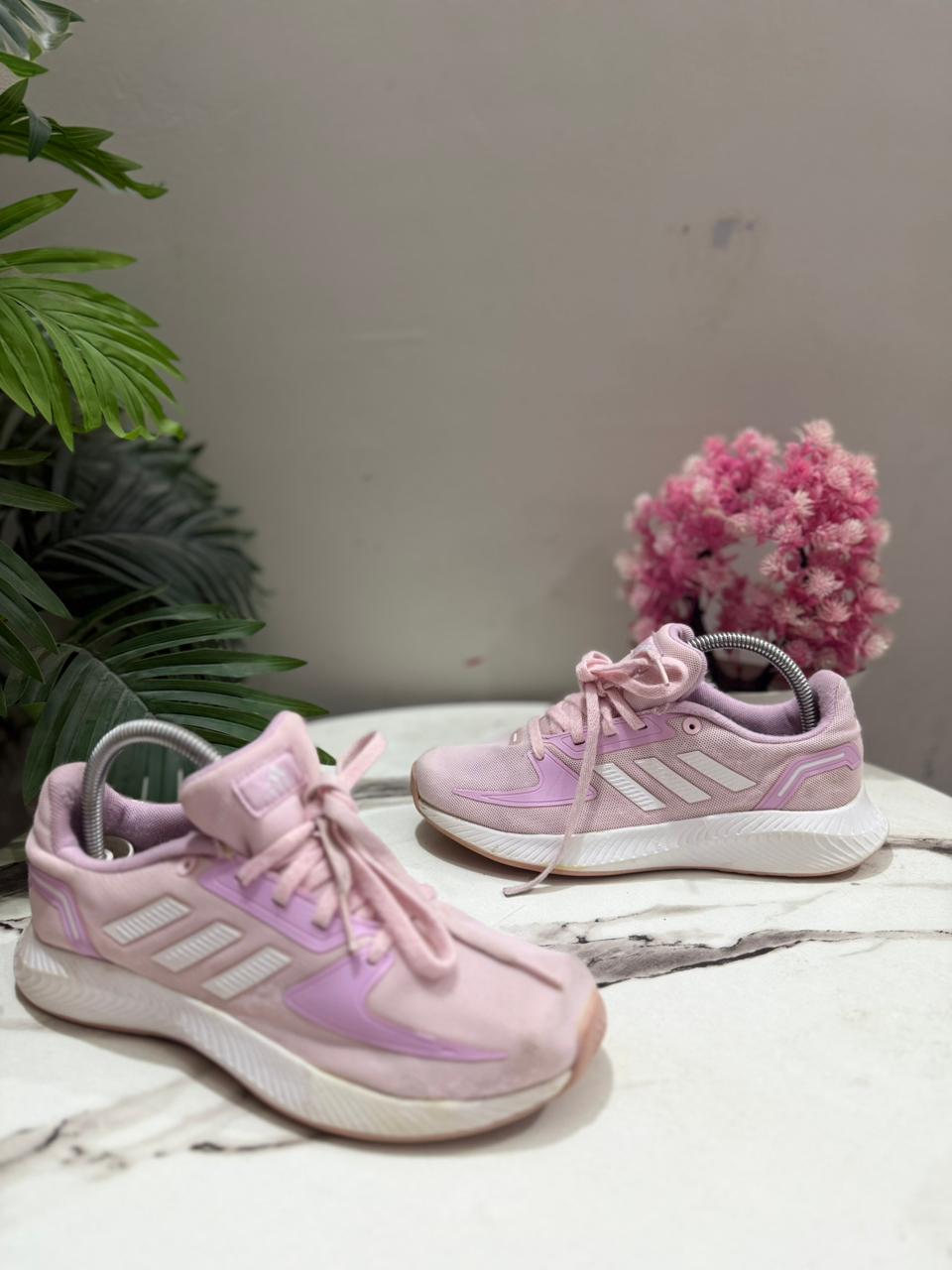 Eur 36.5 | Adidas