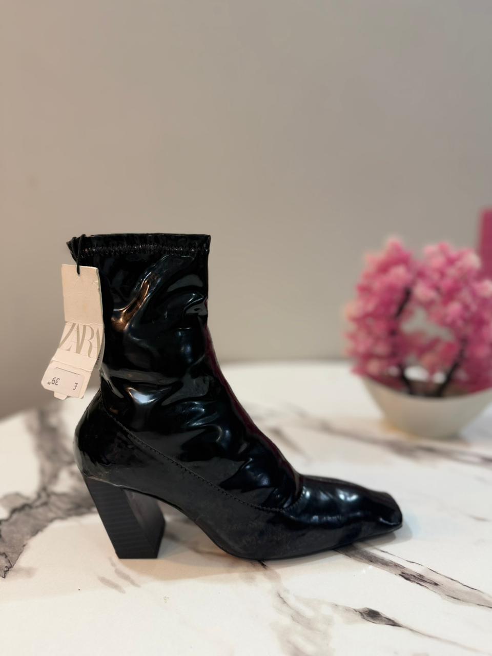 Black patent leather ankle boot (Zara)