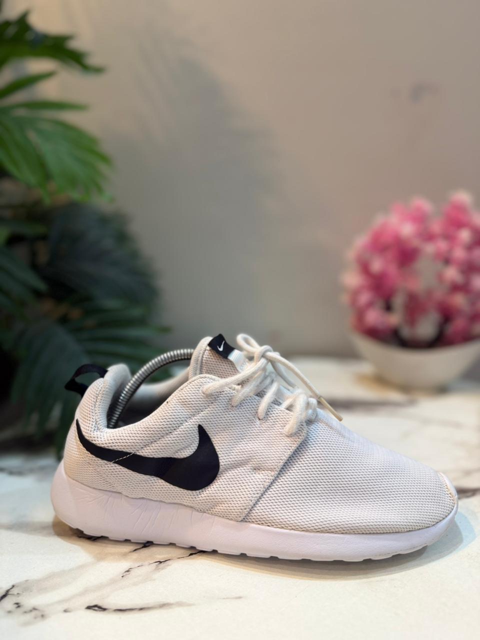 Eur 40 | Nike