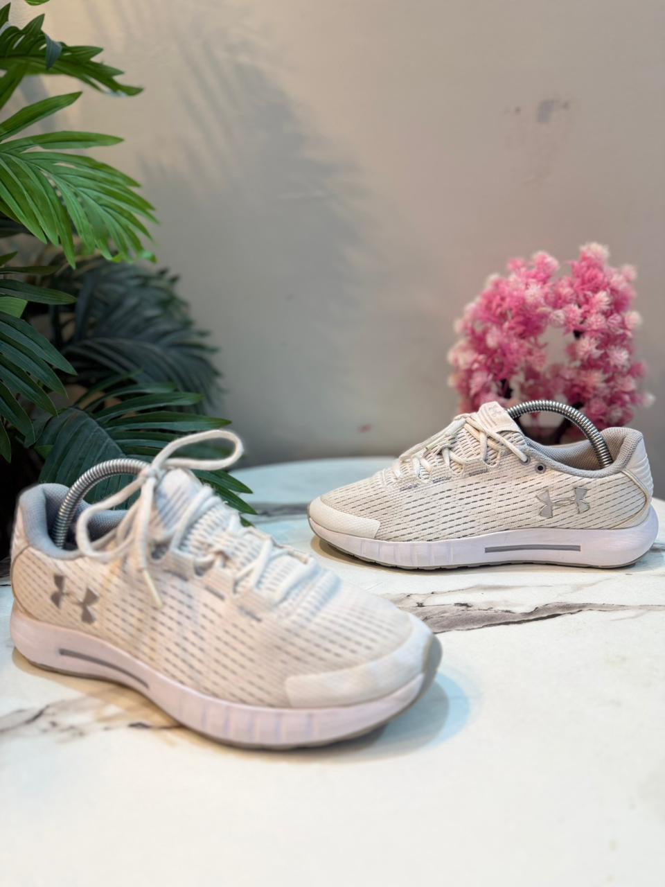 Eur 38 | Under Armour