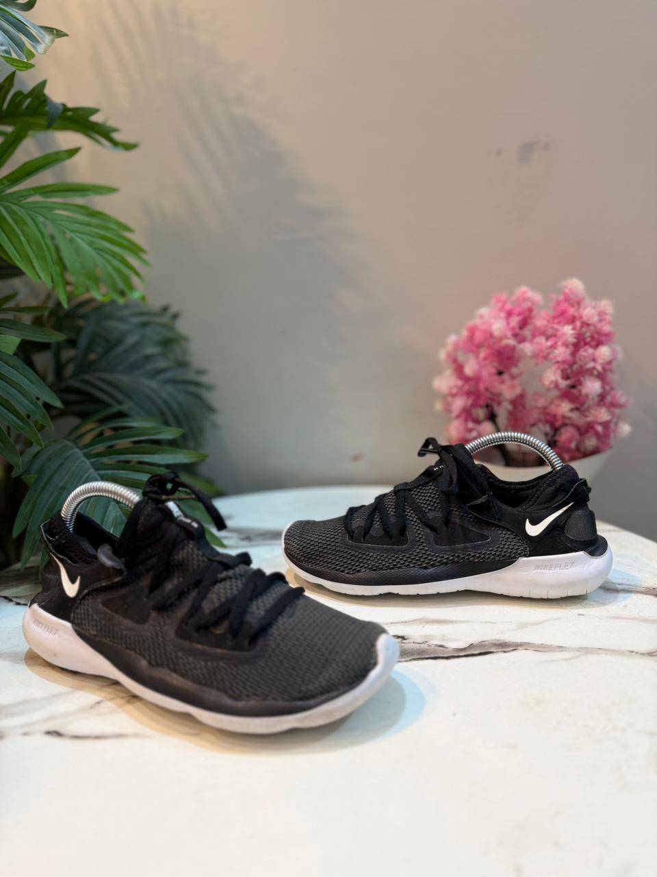 Eur 36.5 | Nike