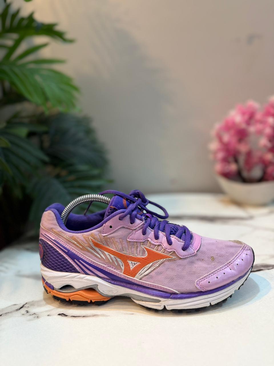 Eur 38 | Mizuno