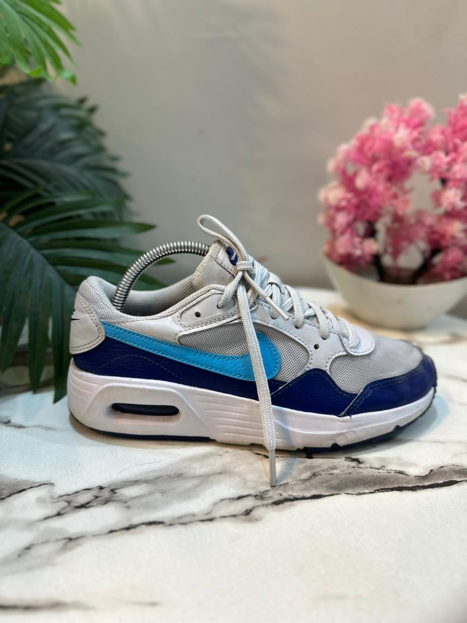 Eur 37 | Nike