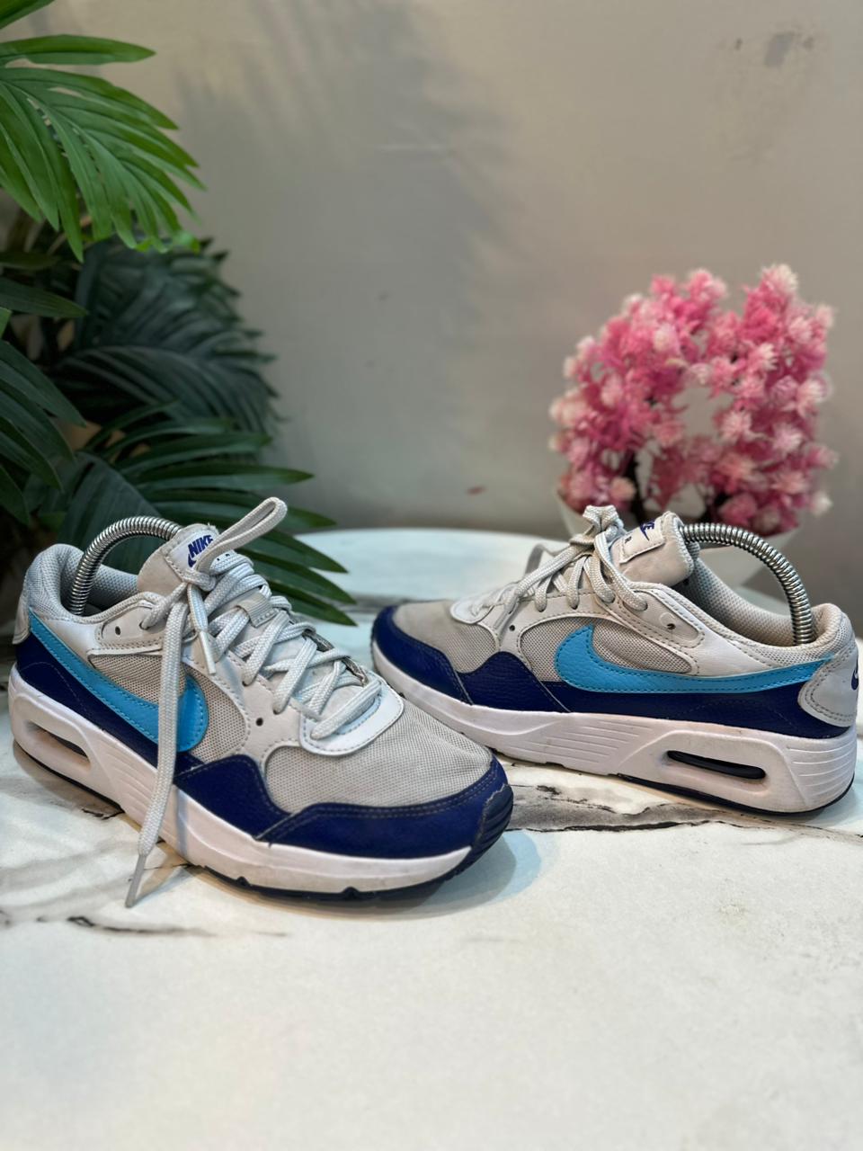Eur 37 | Nike