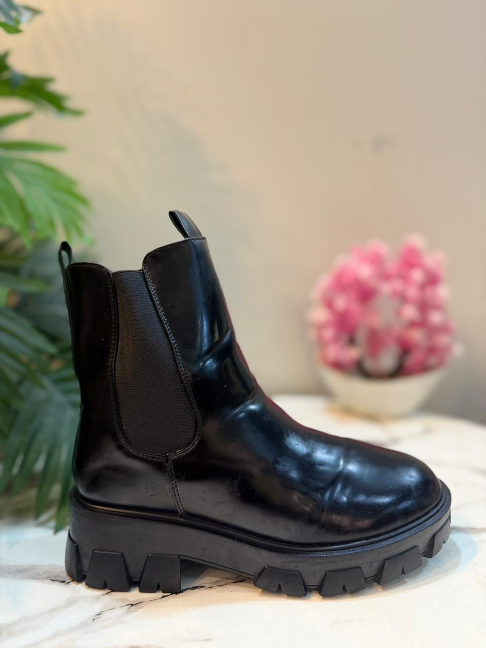 Black leather ankle boot (European Brand)