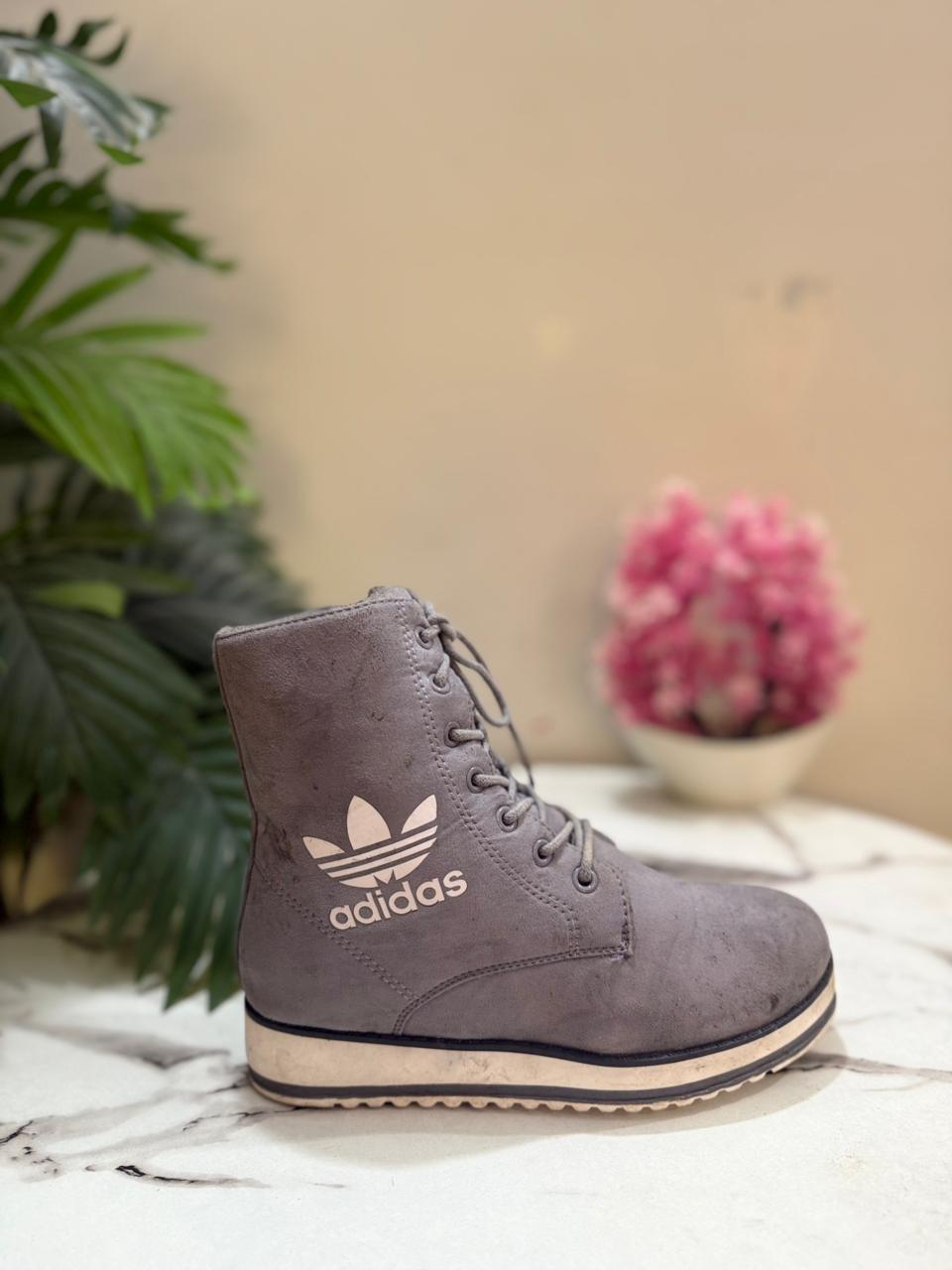 Grey suede laceup ankle boot (Adidas)