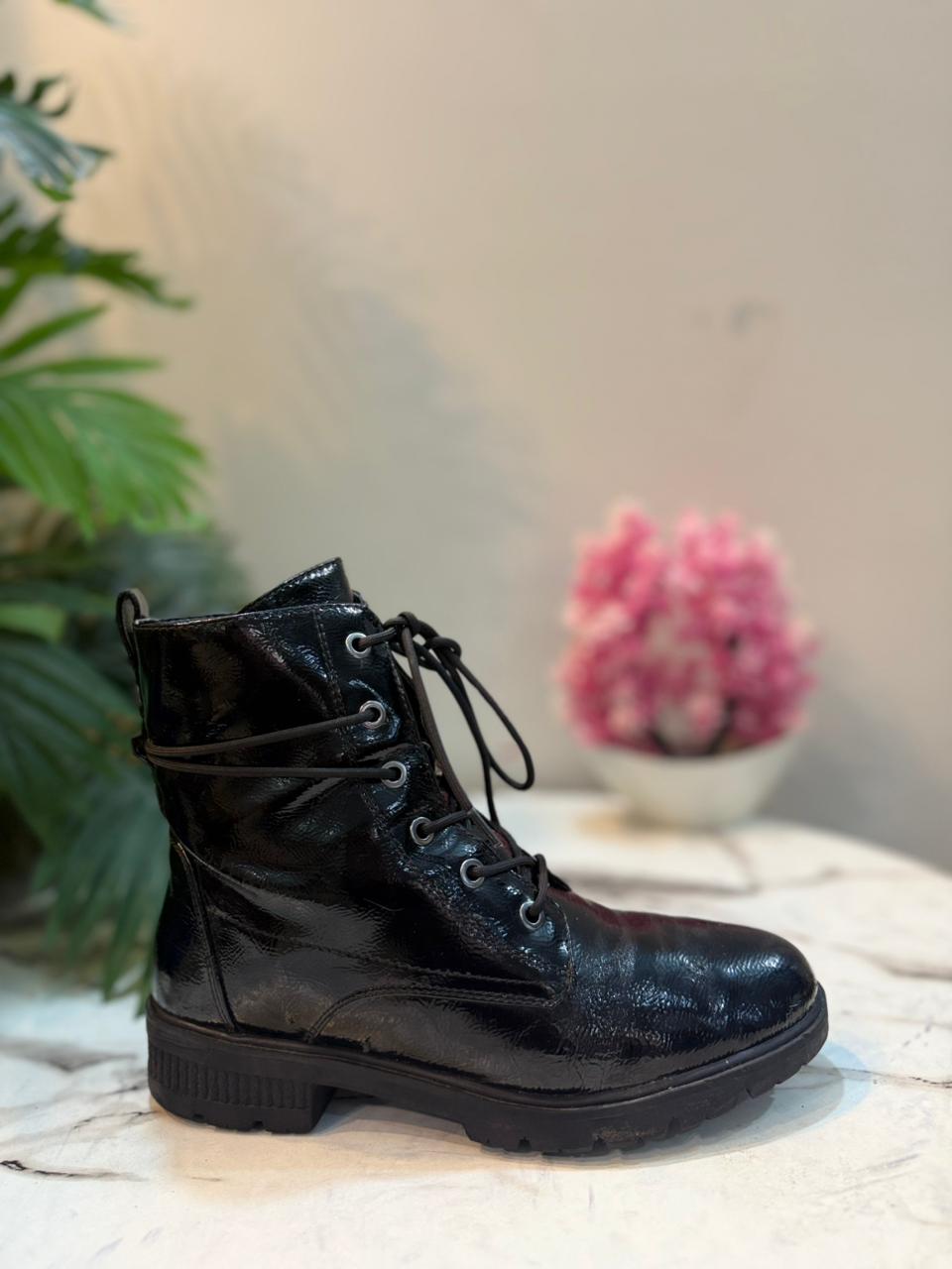 Black patent leather laceup zipper ankle boot (Tamaris)