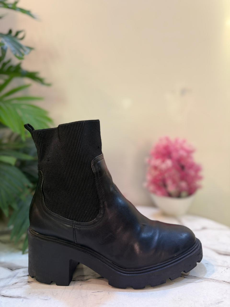Black leather ankle boot (Primark)