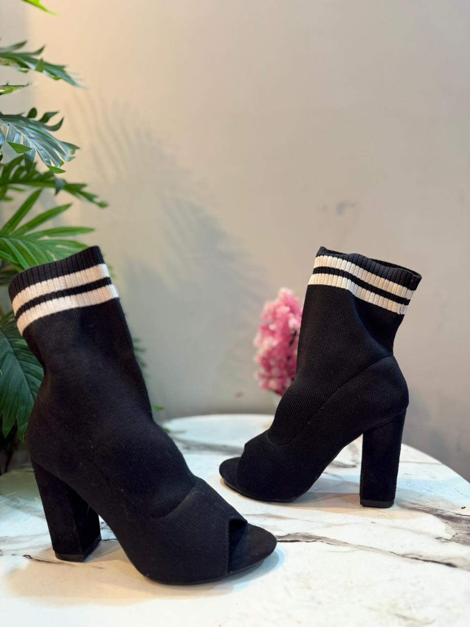 Peep toe sock ankle boot (Sergio todzi)