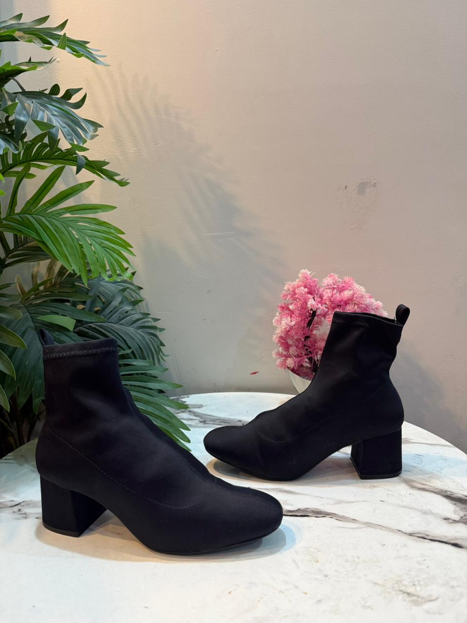 Black satin ankle boot (Topshop)