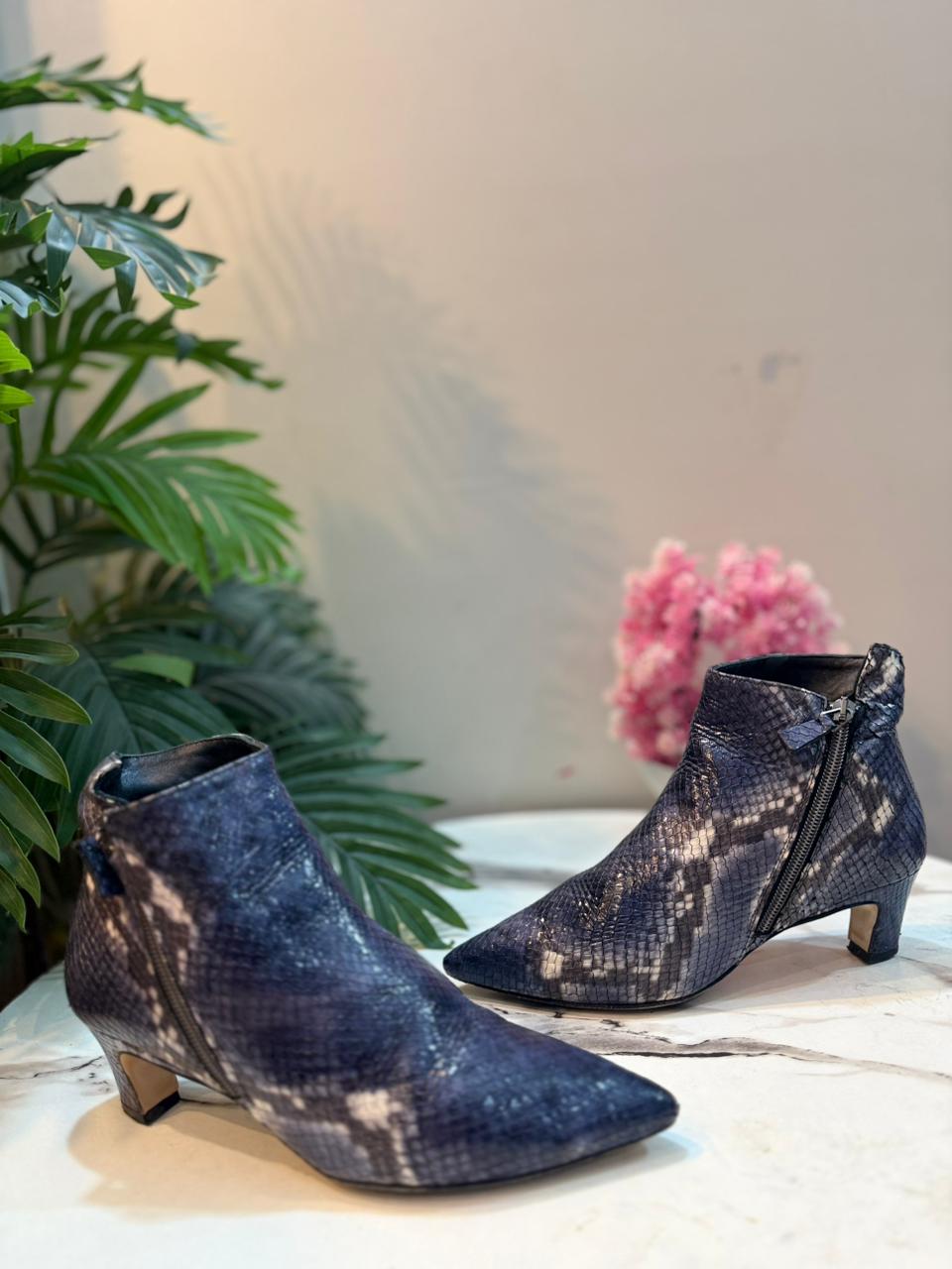 Blue Snake print leather zipper ankle boot (Unknown)