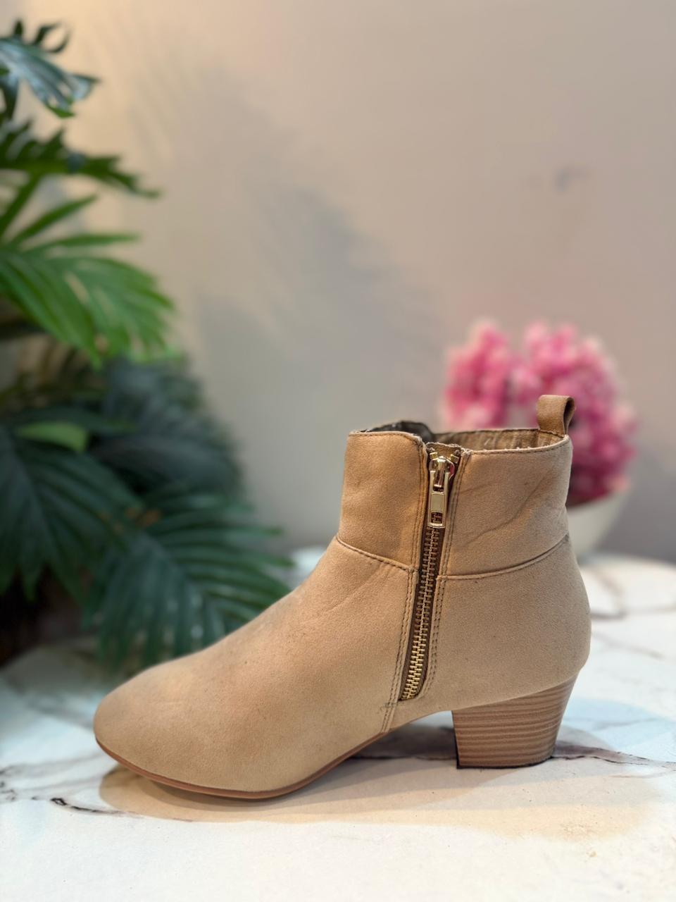 Beige leather zipper ankle boot (Walk)