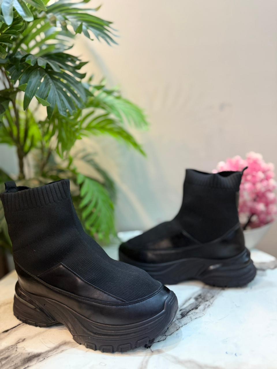 Black sock chunky sole boot (Unknown)